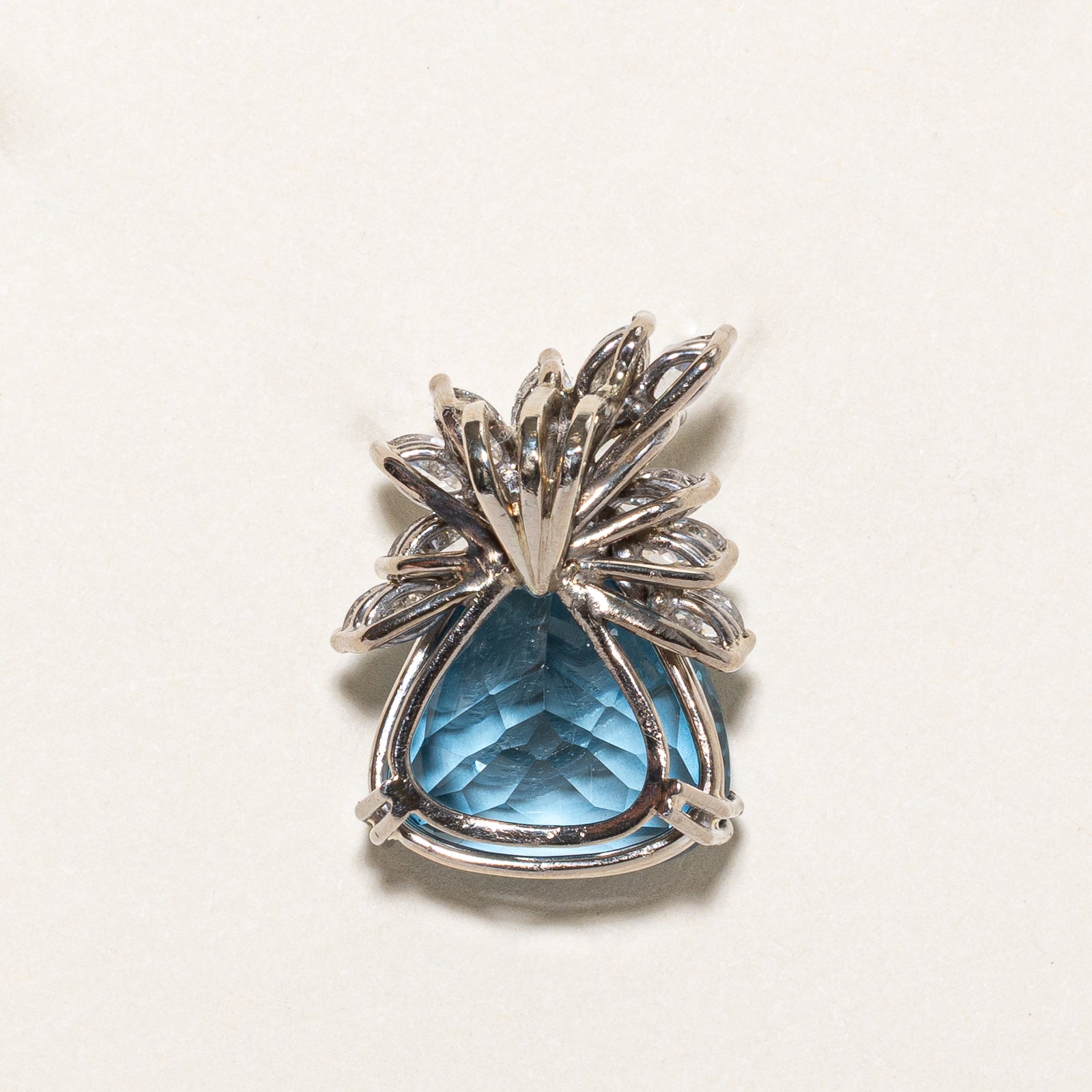 Exquisite 3.75ct Aquamarine & 1.30ctw Diamond Pendant Necklace - Elegant Blue Gemstone Jewelry for Women - Perfect for Weddings, Anniversaries & Special Occasions
