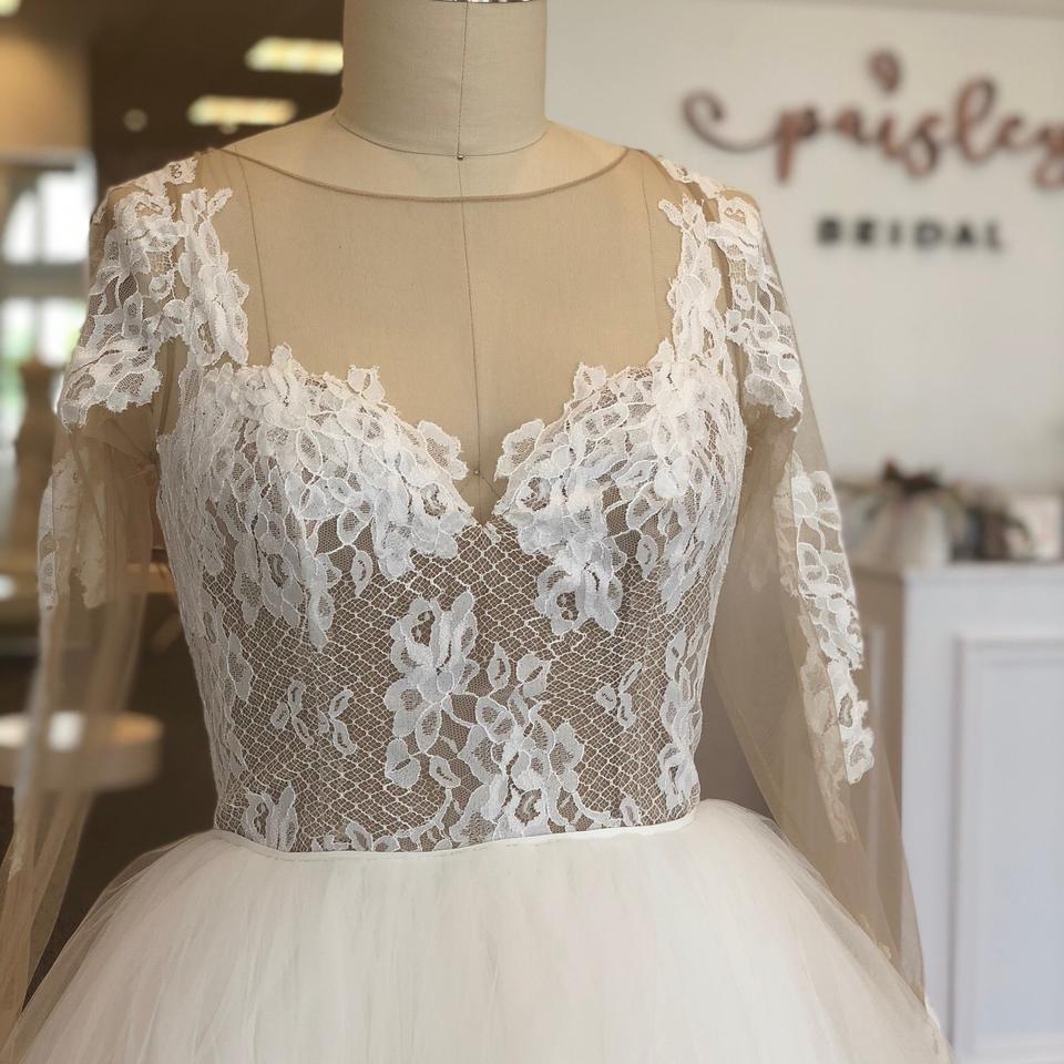 Hayley Paige Pippa 1652 Sample Wedding Gown - Elegant A-Line Bridal Dress for Prom, Formal Events & Special Occasions