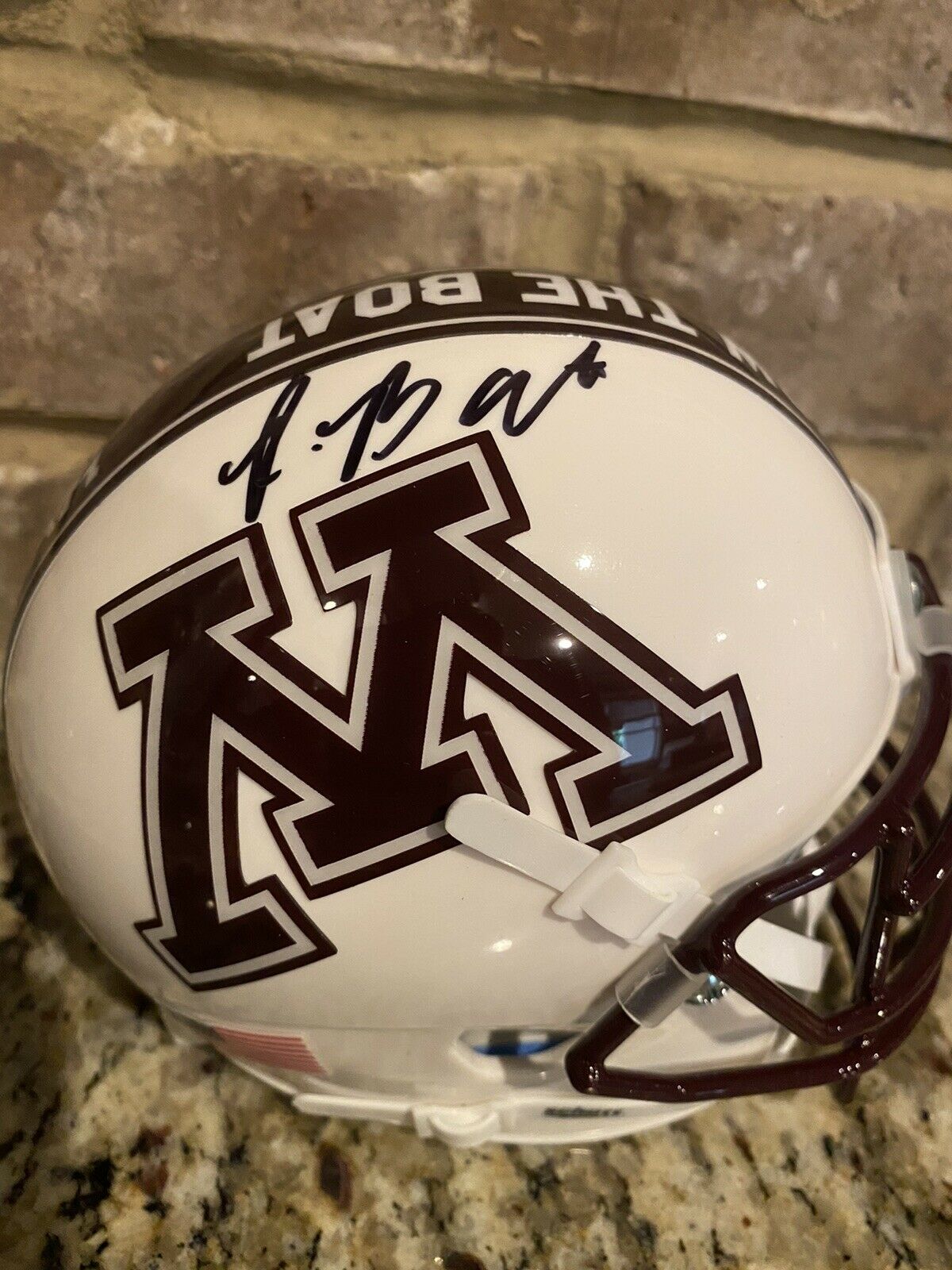 Rashod Bateman Autographed Minnesota Golden Gophers NCAA Mini Helmet - Signed Collectible Football Memorabilia for Fans & Sports Enthusiasts - Perfect for Display, Gifts, and Game Room Decor