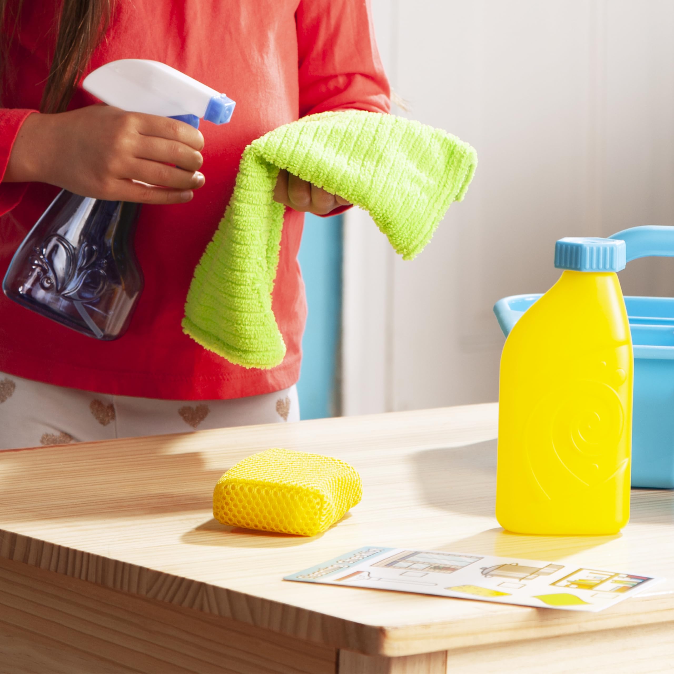 Melissa & Doug Pretend Play Cleaning Set - Spray, Squirt & Squeegee Toy for Kids - Fun Role Play Cleaning Activities for Indoor & Outdoor Play