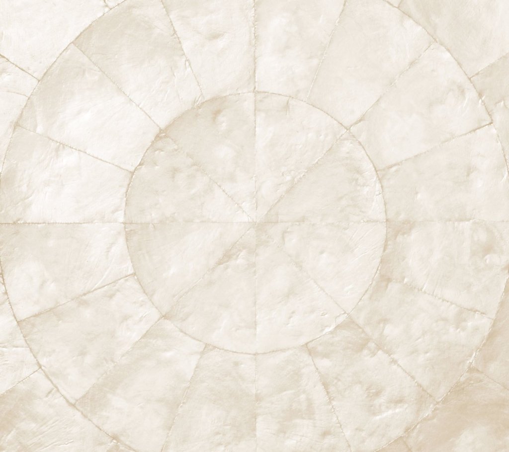 Elegant Round Capiz Placemats Set of 4 - Natural Shell Decor for Dining Table, Wedding, Party & Home Decor