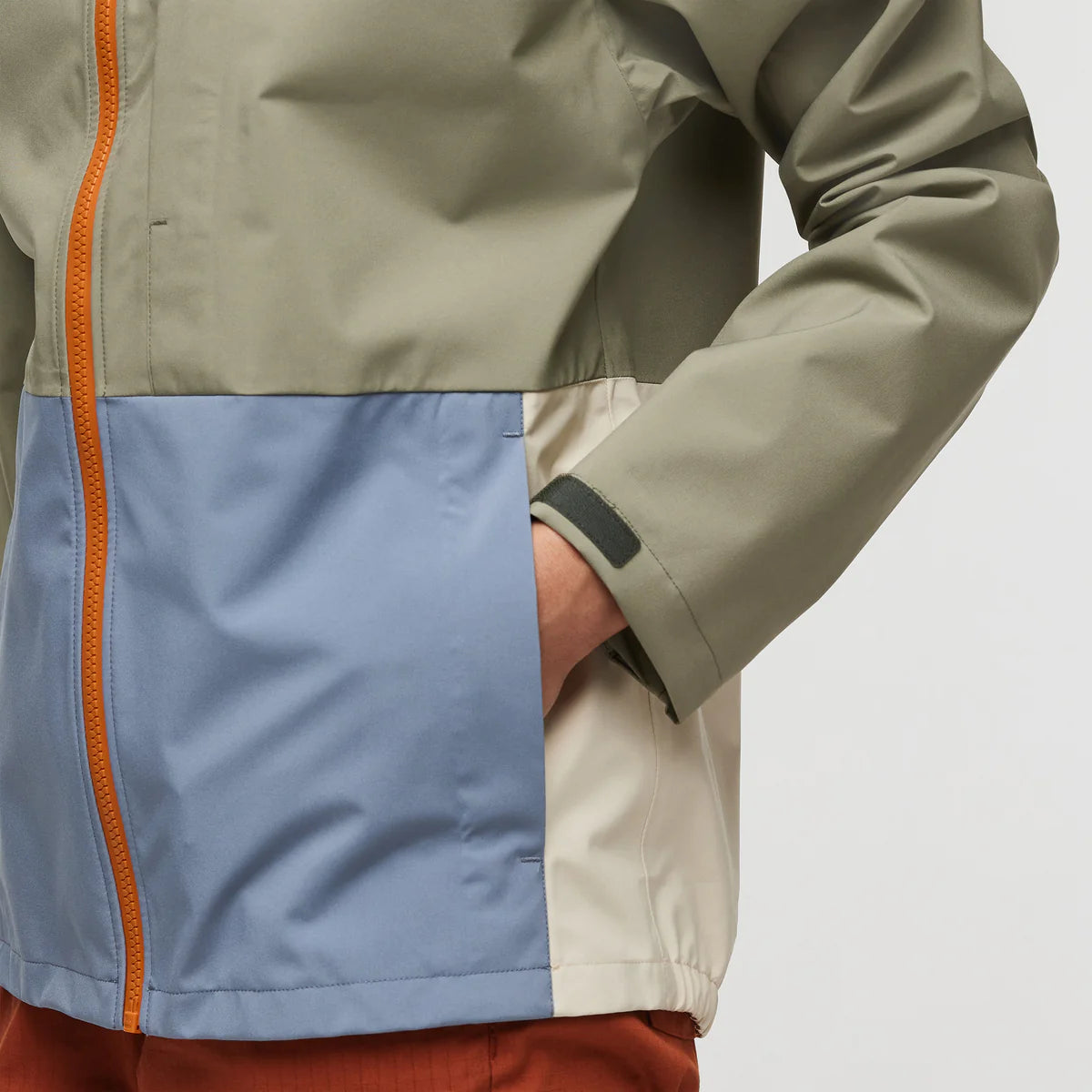 Cotopaxi Cielo Waterproof Rain Jacket for Women - Lightweight Windproof Outdoor Hiking Jacket for Rainy Weather & Travel Adventures