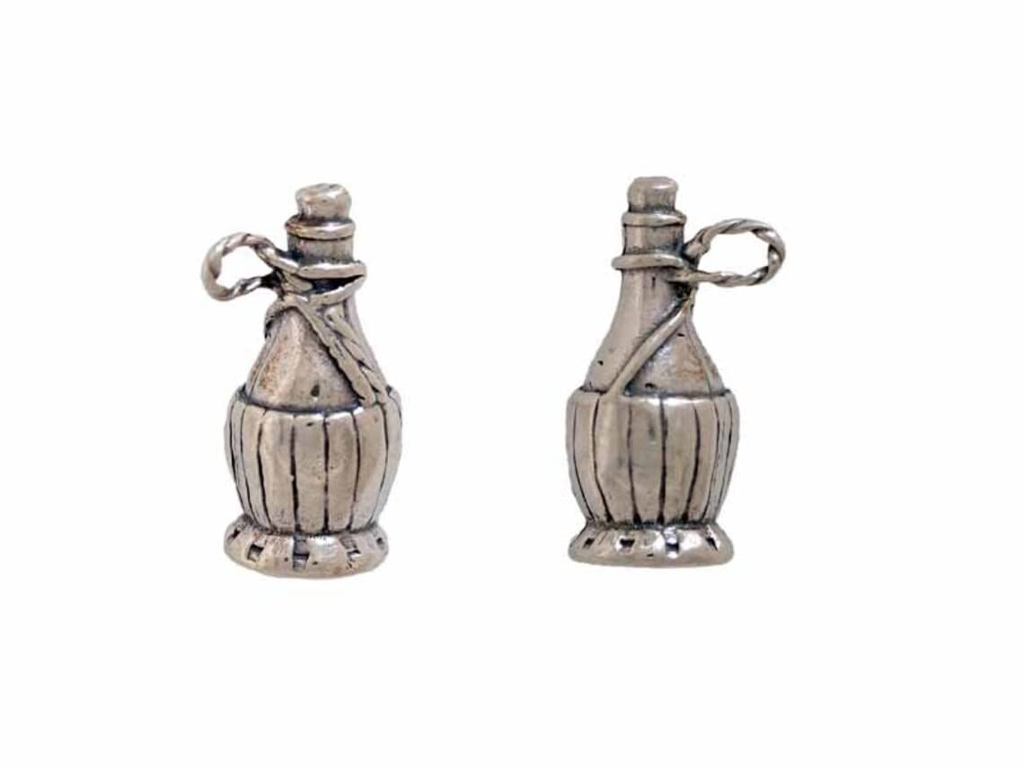 Sterling Silver Chianti Wine Bottle Charm - Elegant Wine Jewelry Pendant for Jewelry Making, Gift for Wine Lovers (Perfect for Wine Tasting Parties, DIY Crafts & Special Occasions)