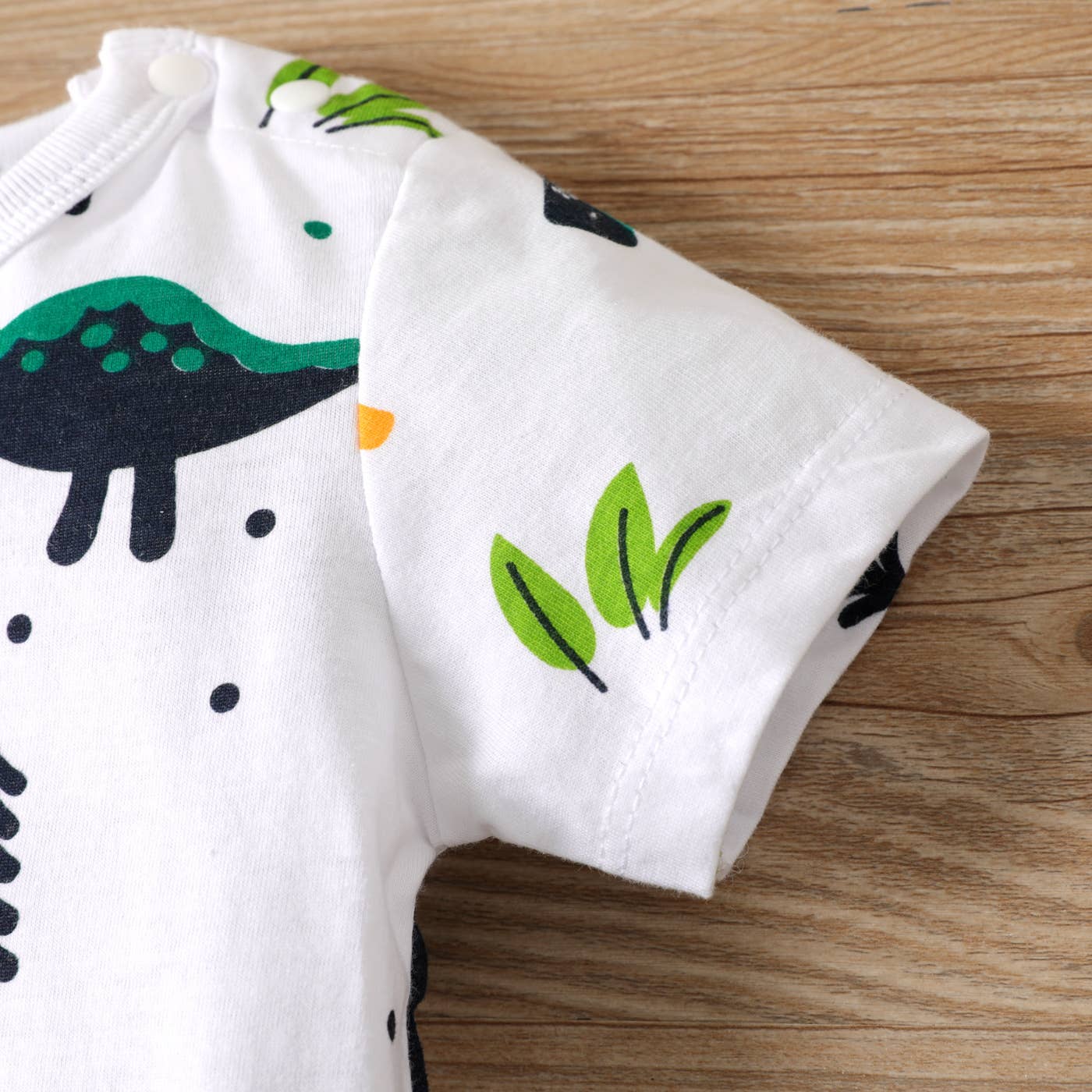 **Adorable Baby Boy Dinosaur Romper - Soft Cotton Jumpsuit for Infants & Toddlers - Perfect for Playtime, Photo Shoots & Birthday Outfits**