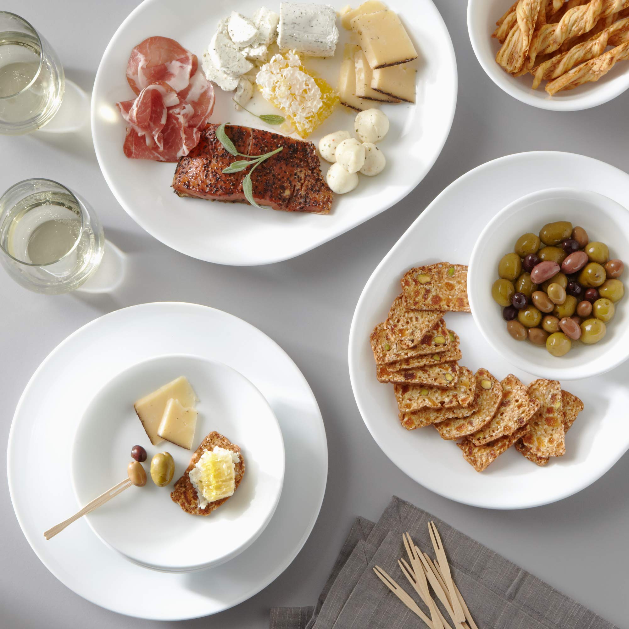 Corelle Vitrelle 38-Piece Dinnerware Set for 12 - Triple Layer Chip Resistant Glass Plates & Bowls - Lightweight Round Dishes in Winter Frost White - Perfect for Family Dinners, Entertaining Guests & Everyday Use