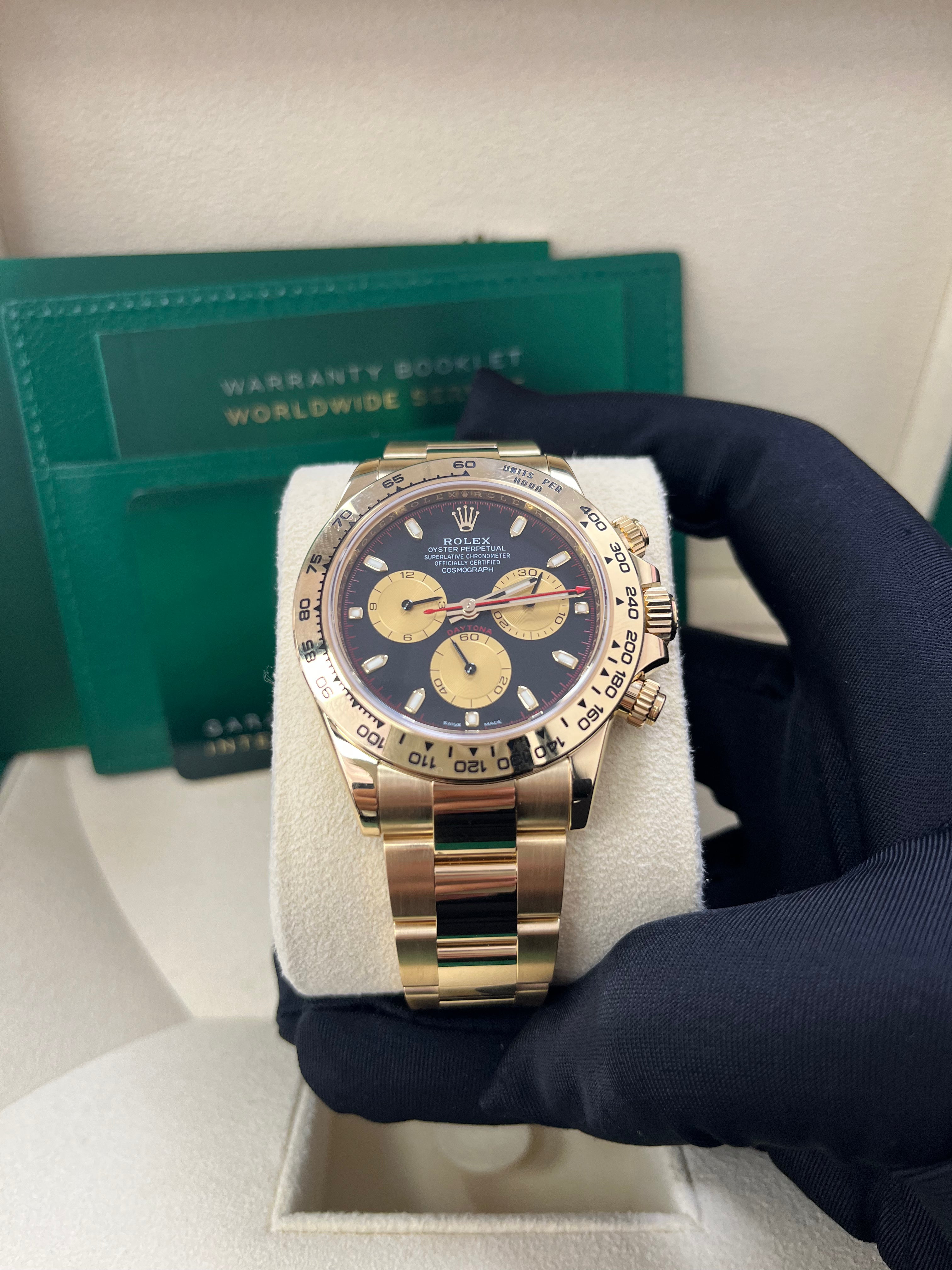 Rolex Daytona Paul Newman 116508 - 18K Yellow Gold Men's Watch with Black Dial & Yellow Subdials | Luxury Chronograph for Collectors, Special Occasions & Investment