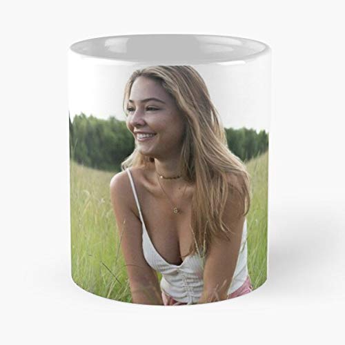 Sarah Cameron Outer Banks Madelyn Cline Inspired 11oz Classic Coffee Mug - Unique Gift for Mom from Daughter or Son, Funny Novelty Cup for OBX Fans - Perfect for Coffee, Tea, or Office Desk Decor - Tikitoic