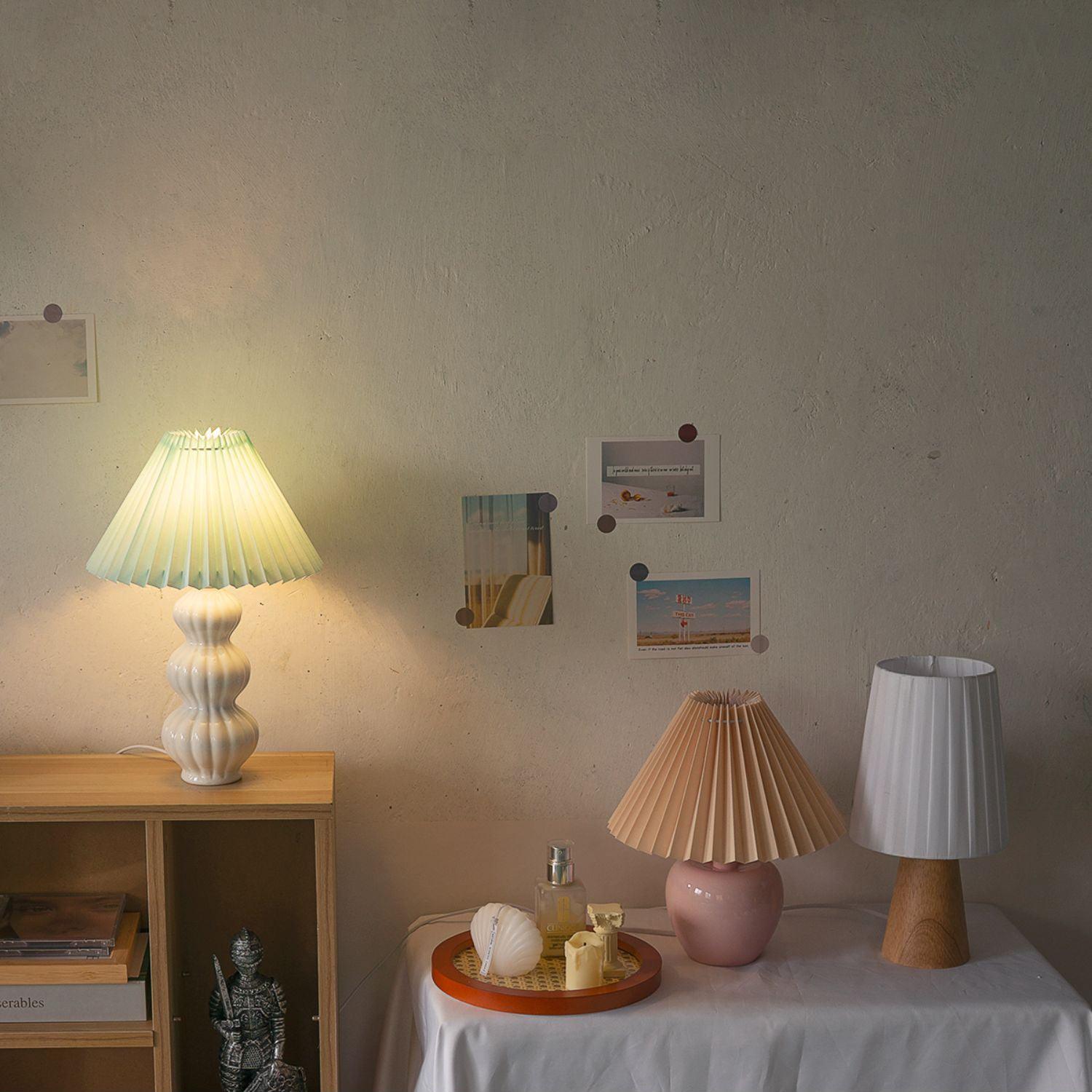 Modern Leo Table Lamp - Adjustable LED Desk Light for Home Office, Bedroom, and Study - Perfect for Reading, Working, and Nightstand Use