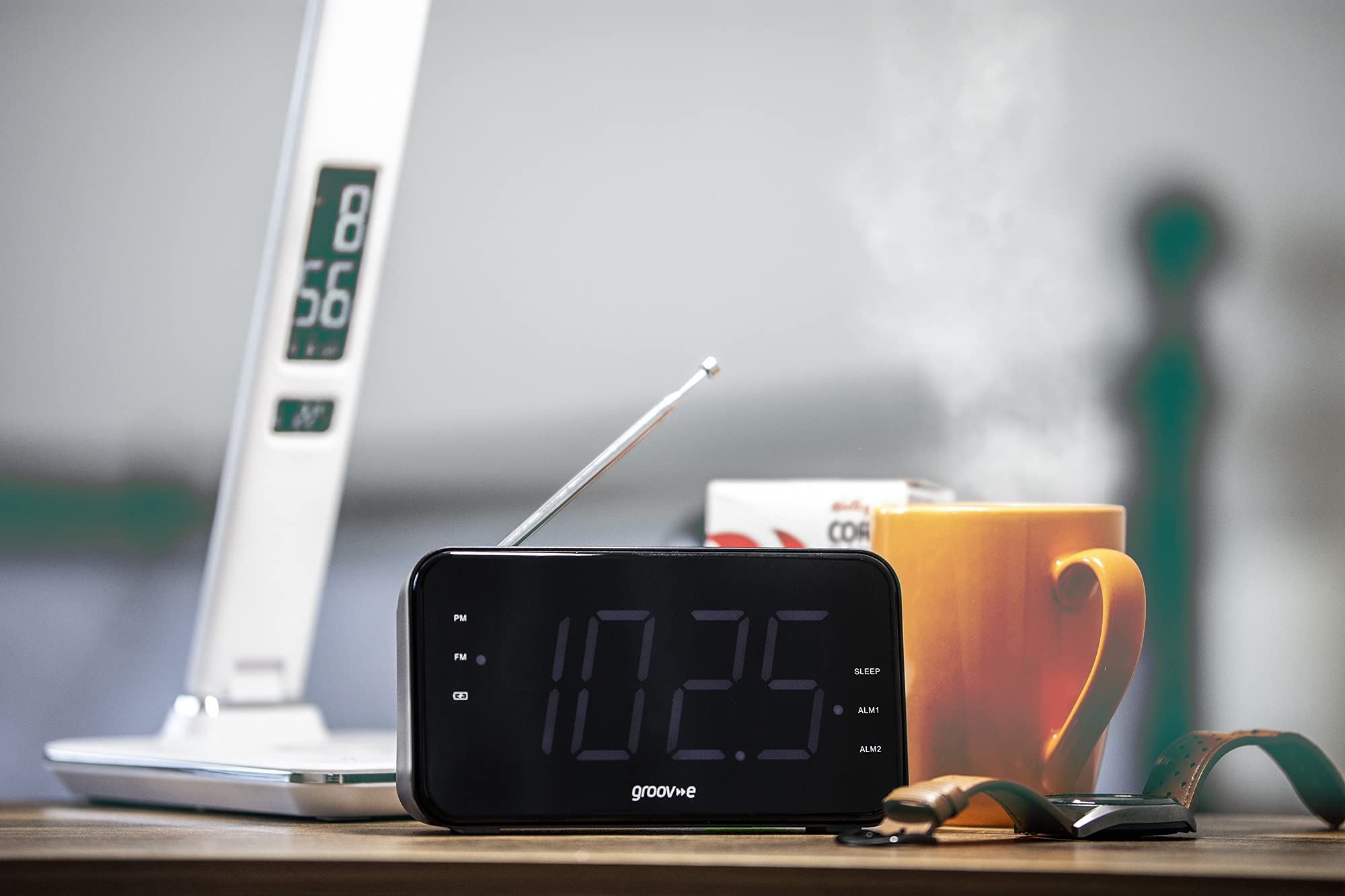 Groove Curve Radio - Rechargeable Digital FM Radio Alarm Clock with LCD Display, Dual Alarm, Dimmer & USB-C Charging - 20 Preset Stations - Perfect for Bedroom, Office, Travel & Emergency Use