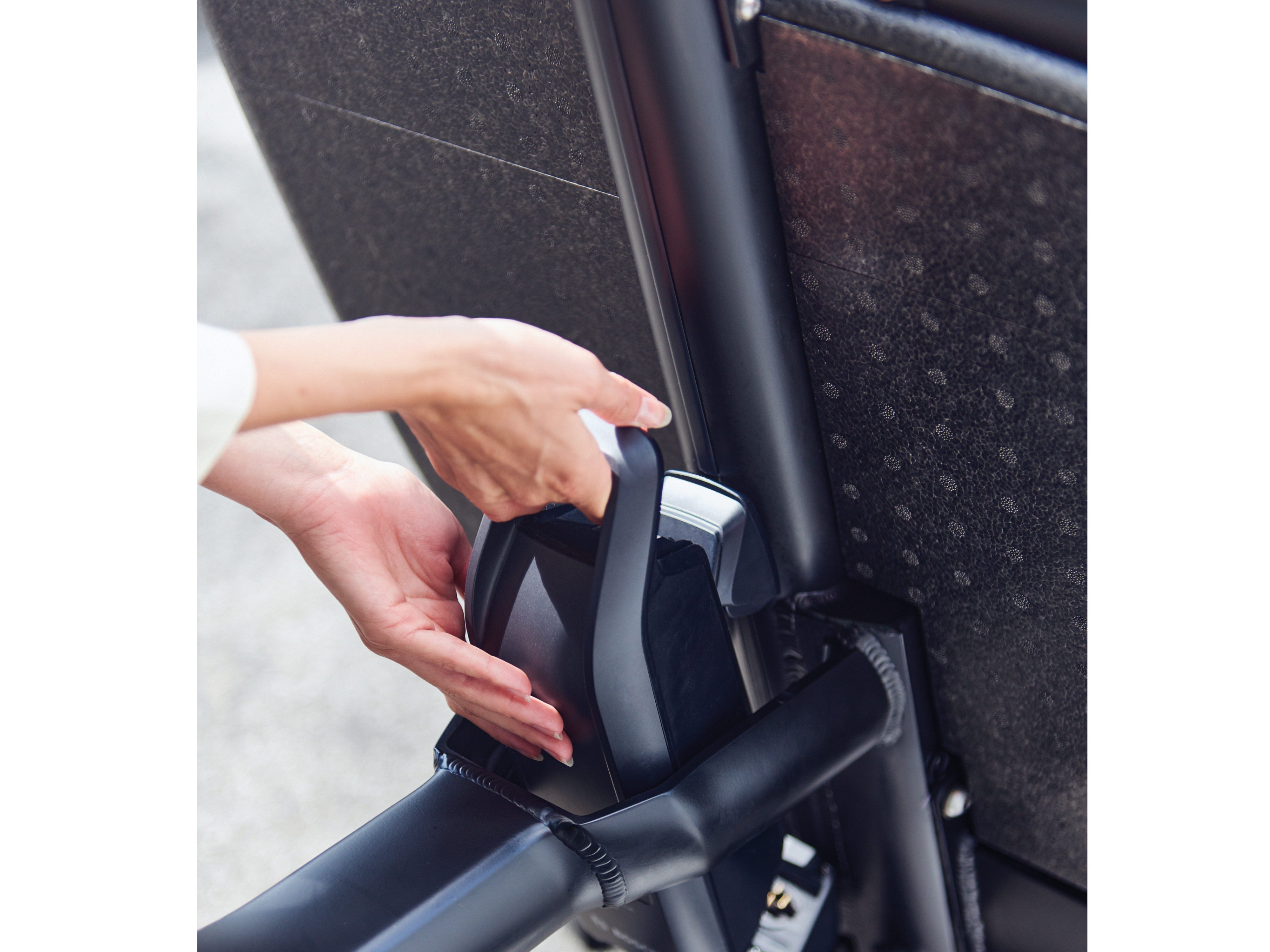 Urban Arrow Family Cargo Bike - Premium Electric Cargo Bicycle for Urban Commuting & Family Transport - Perfect for School Runs, Grocery Shopping & Eco-Friendly City Travel