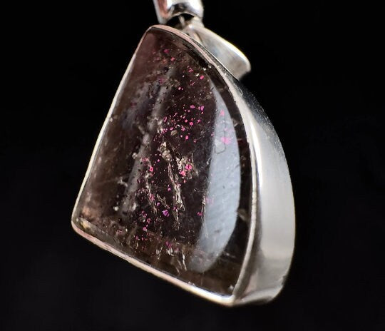 COVELLITE Pink Fire Quartz Crystal Pendant Necklace - Natural Healing Stone Jewelry for Women, Chakra Balancing & Energy Cleansing | Perfect for Meditation, Yoga, Spiritual Gifts & Everyday Wear