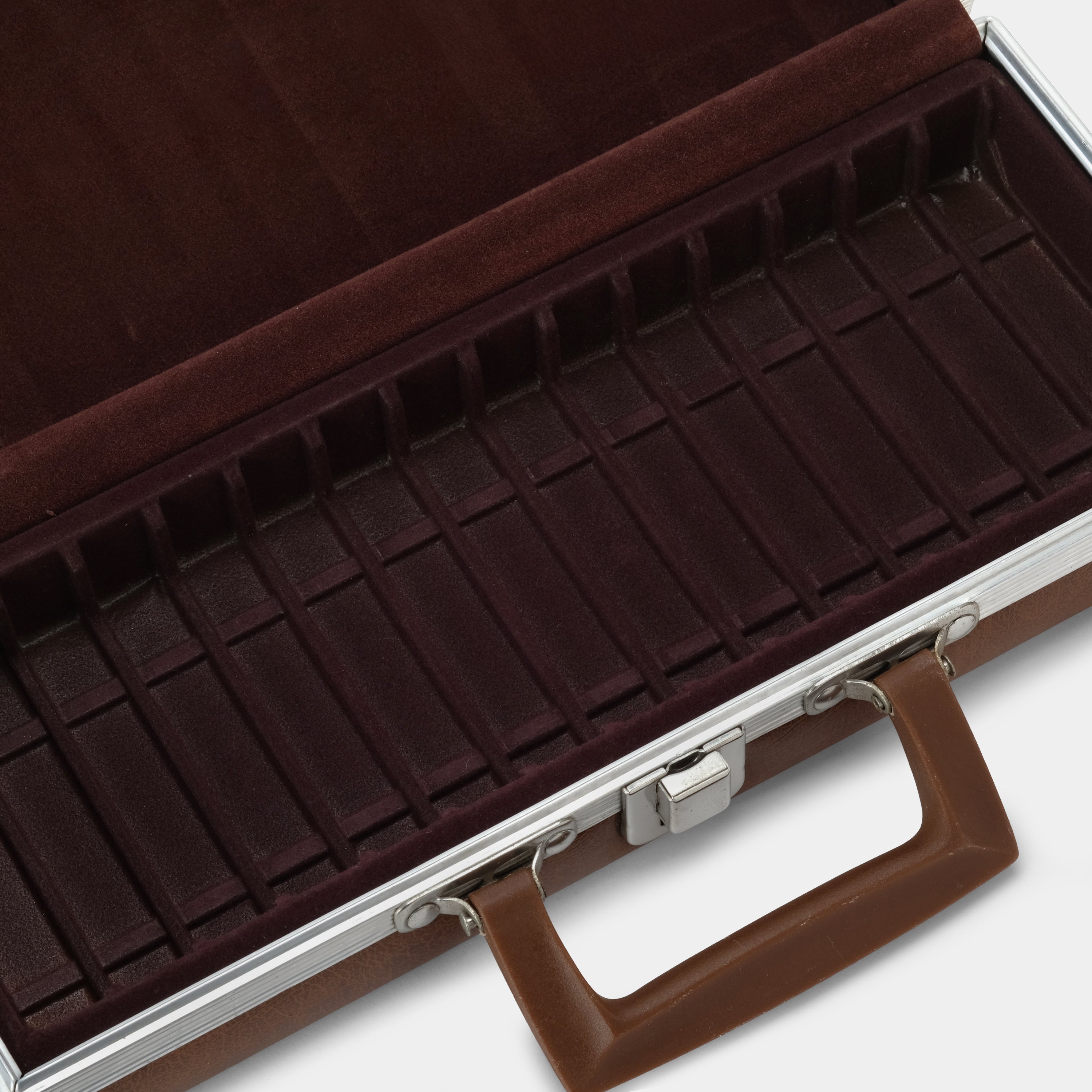 Vintage Brown Leather Cassette Tape Storage Case - Organize & Protect Your Music Collection - Perfect for Music Lovers, DJs & Retro Enthusiasts