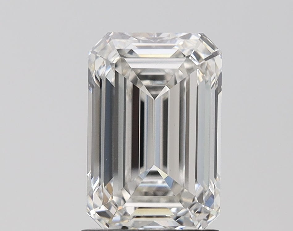 2.56 Carat G Color VVS2 Clarity Emerald Cut Lab-Created Diamond for Engagement Rings & Fine Jewelry