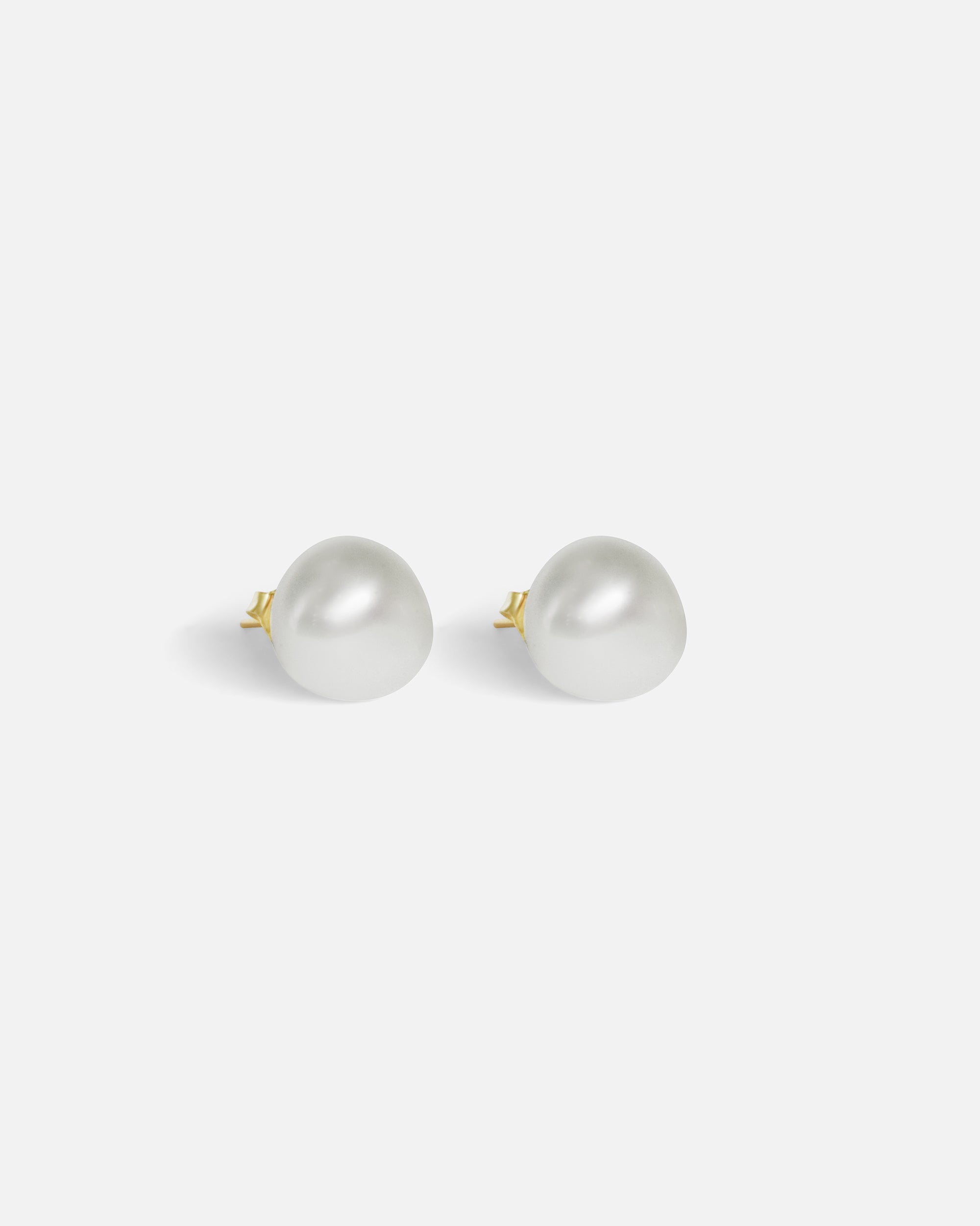 Umi Freshwater Pearl Stud Earrings – Elegant & Classic Jewelry for Women | Perfect for Weddings, Parties & Daily Wear