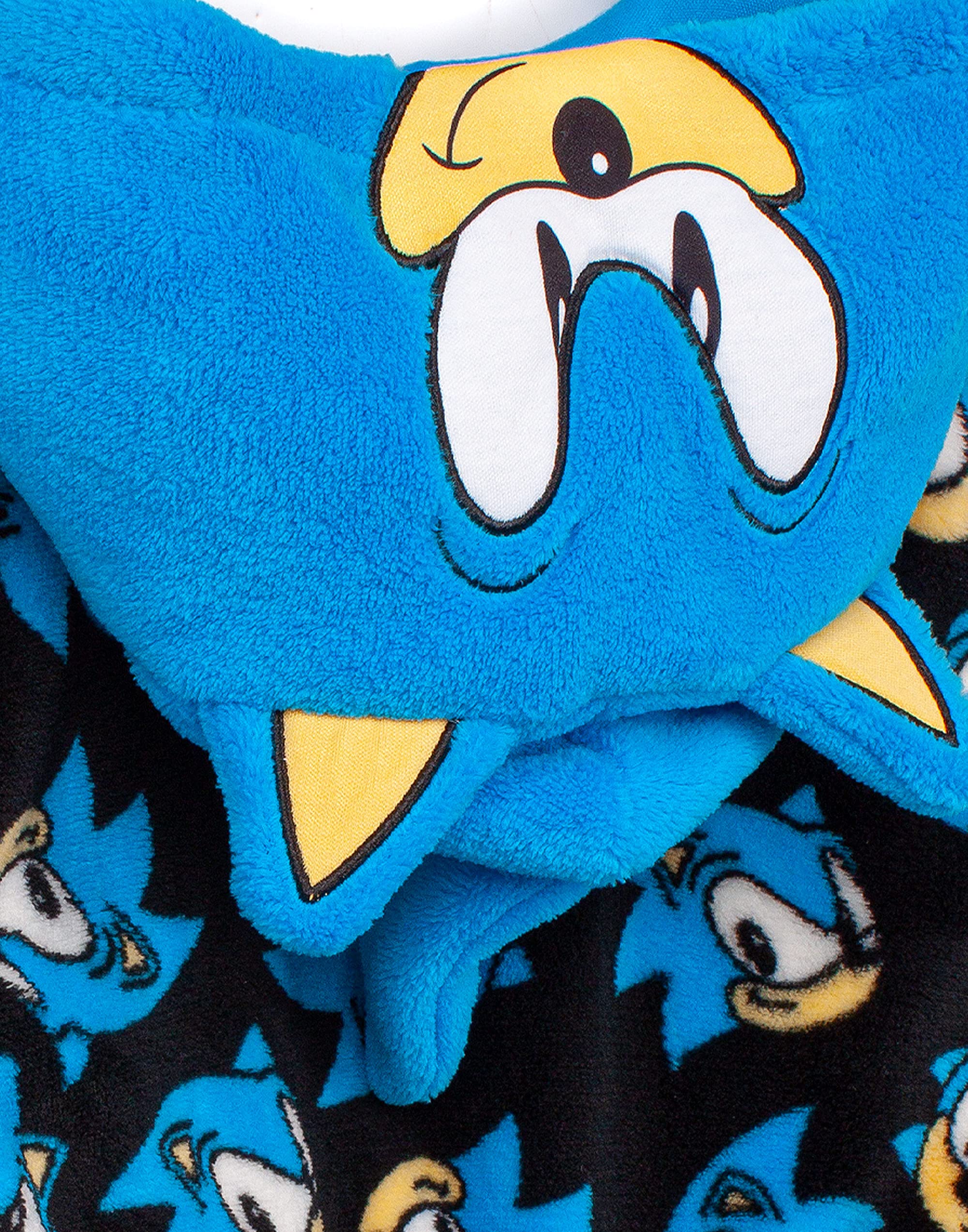 Sonic The Hedgehog Kids Bathrobe - Soft Blue Character Dressing Gown for Boys & Girls | Gamer Pajama Robe Merchandise | Perfect for Cosplay, Sleepovers & Gaming Nights