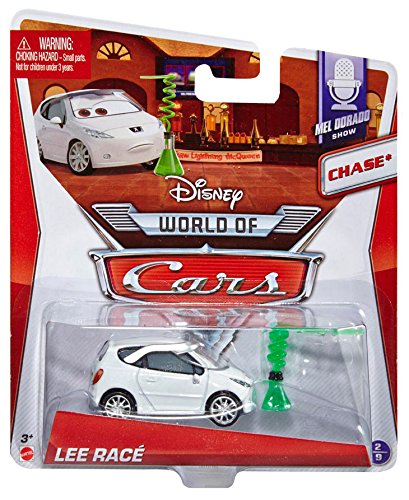 Disney Pixar Cars Diecast Toy - Lightning McQueen Chemist with Beaker | Collectible Action Figure for Kids & Fans | Perfect for Playtime, Display & Gifts