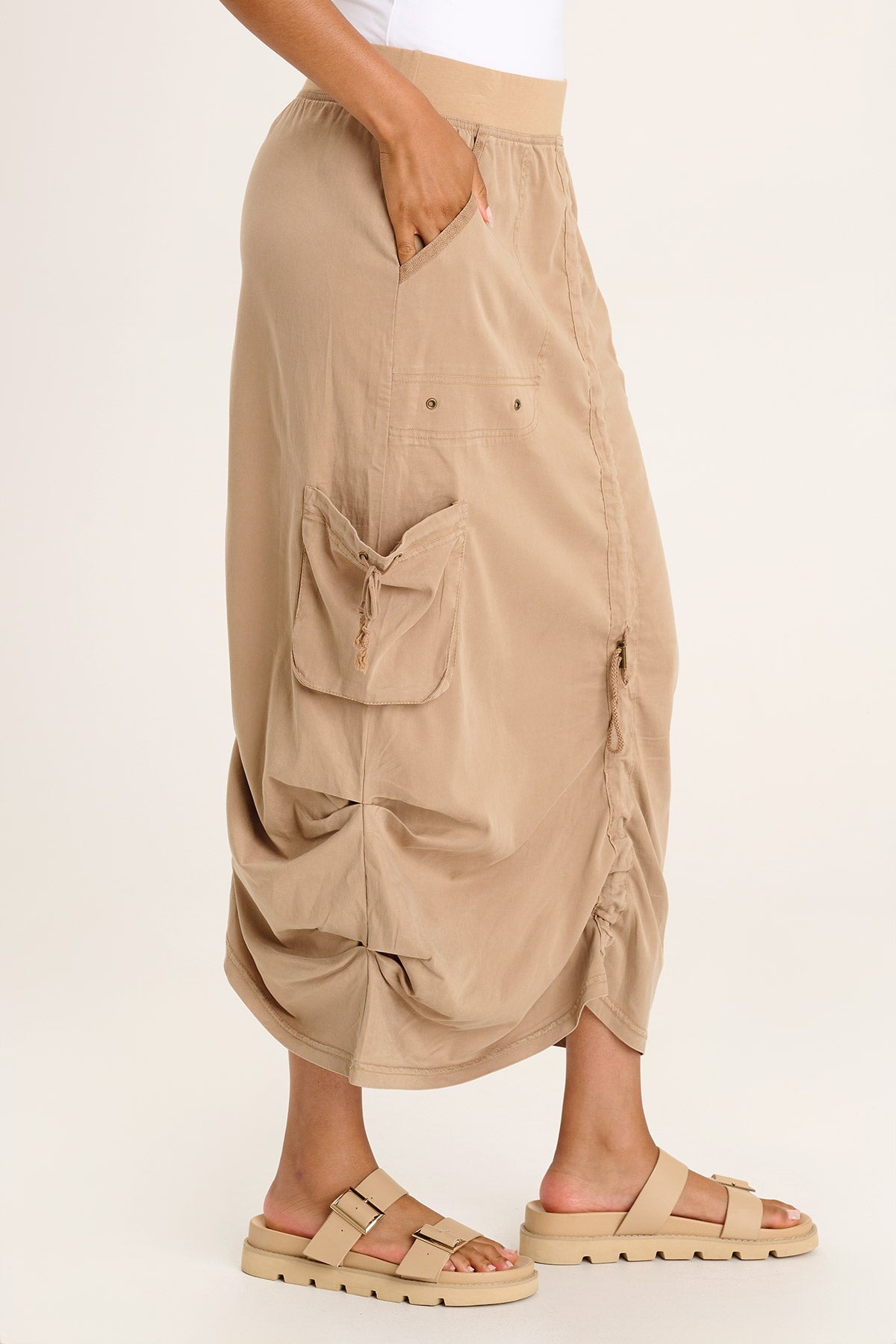 Macken Skirt Roebuck - Women's Fashion Flowy Midi Skirt for Casual & Office Wear | Perfect for Spring & Summer Outfits