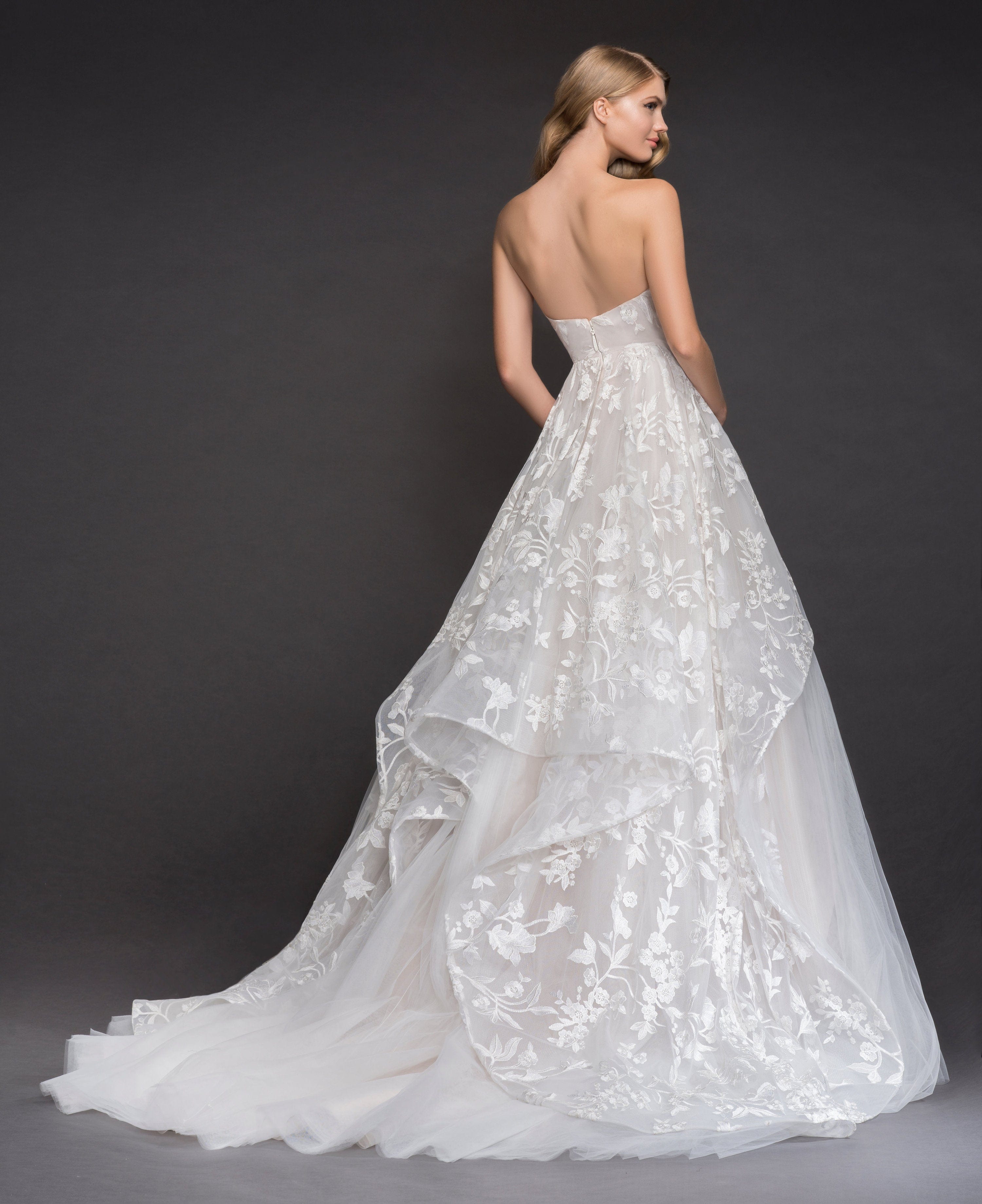 Hayley Paige Lulu Blush Wedding Dress Size 10 - Perfect for Bridal Showers, Vow Renewals & Romantic Beach Weddings