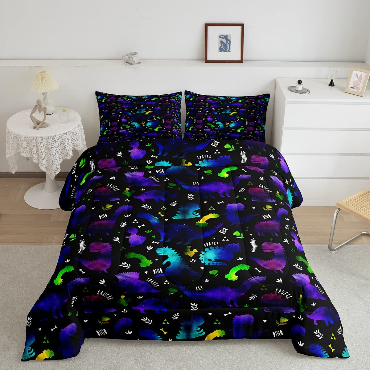 Dinosaur Comforter Set for Kids & Teens - Glitter Stars Galaxy Bedding with 2 Pillowcases - Kawaii Animal Dinosaur Quilted Duvet Cover - Cute Cartoon Dino Down Comforter for Bedroom & Dorm Decor - Queen Size - Perfect for Boys' Room, Sleepovers & Themed Bedrooms