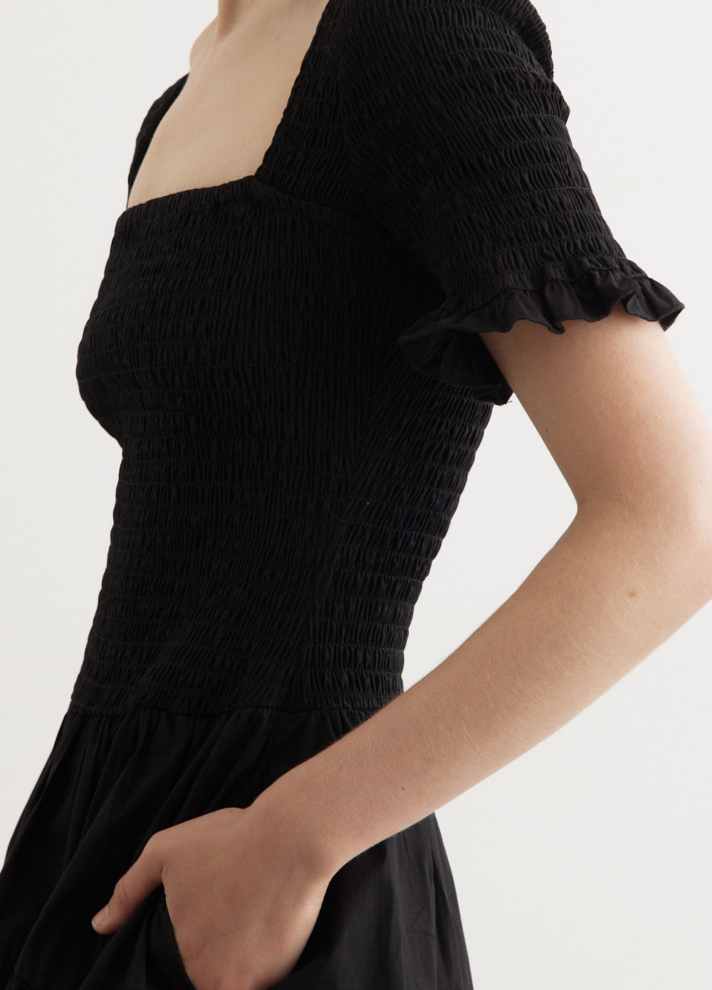 Alejandro Women's Black Dress - Elegant & Stylish for Parties, Weddings & Evening Events