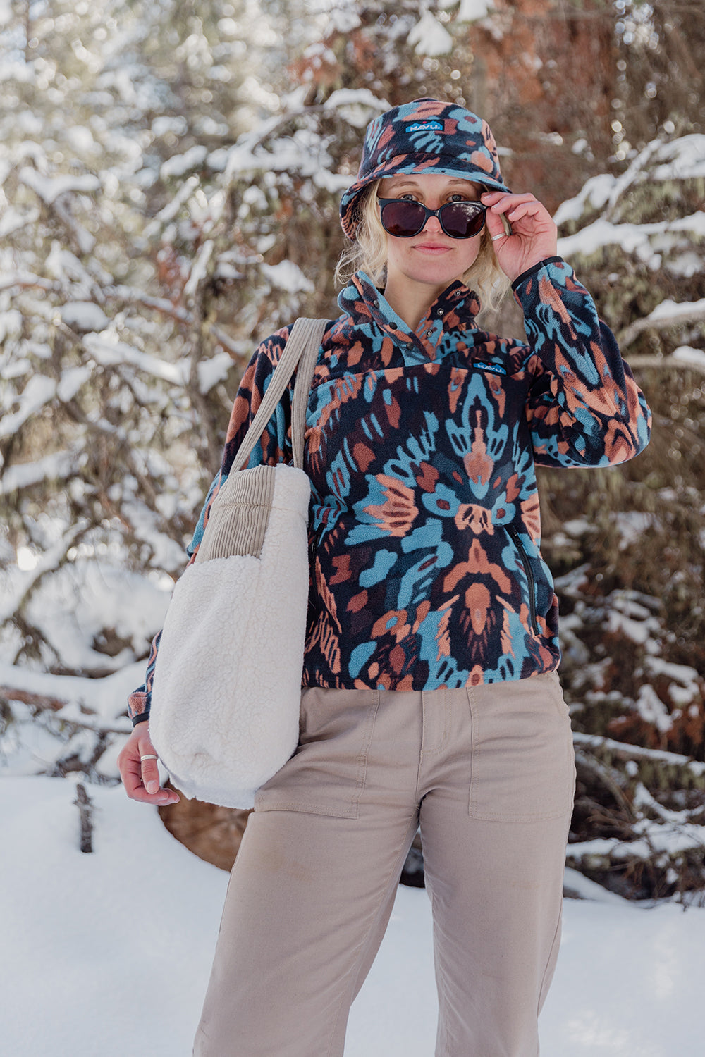 Stylish and Durable Tote Bag for Women - Perfect for Work, Travel, and Everyday Use | Eco-Friendly & Spacious Carryall