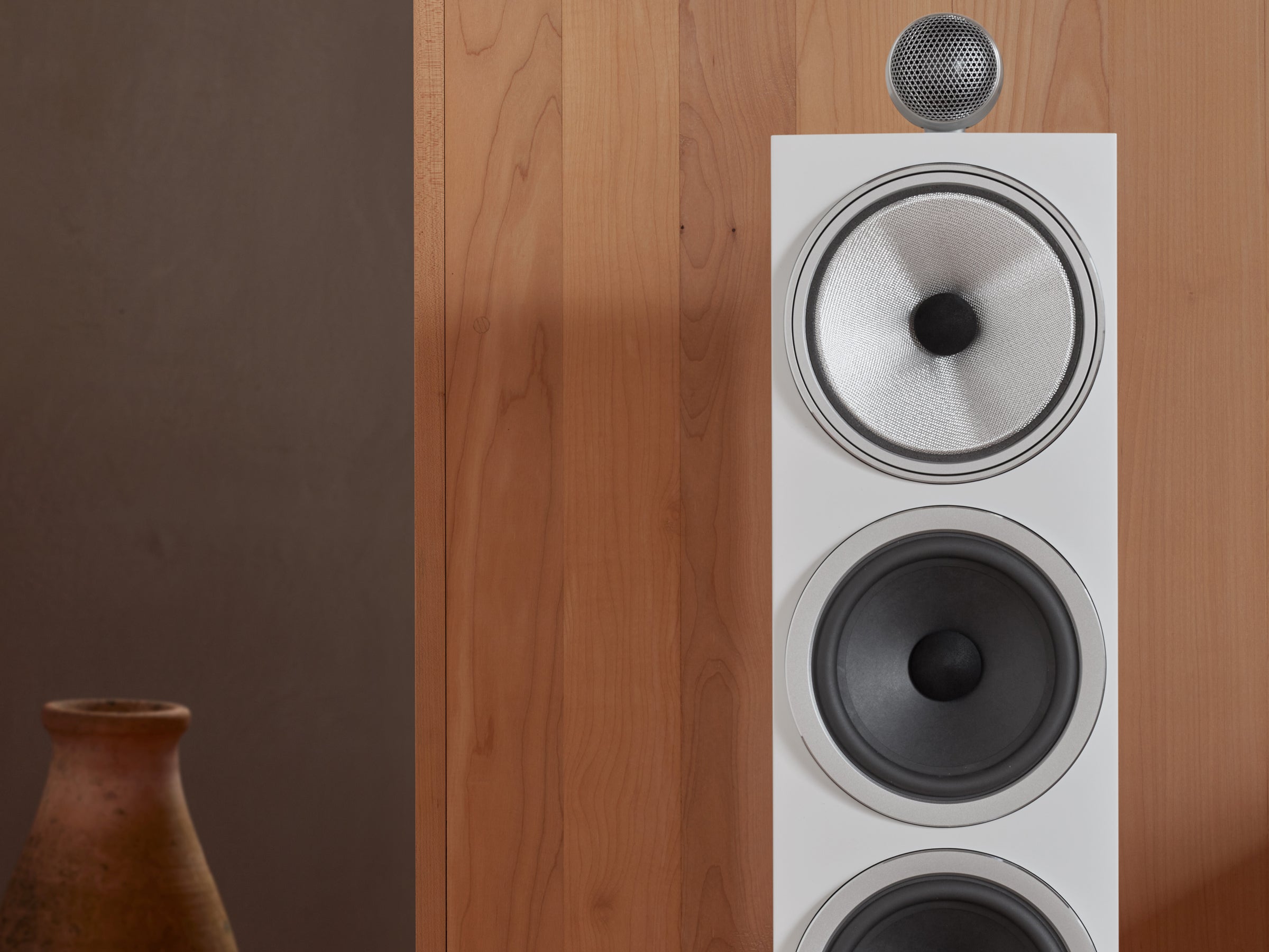 Bowers & Wilkins 702 S3 Premium Floorstanding Speakers (Pair) - High-Fidelity Audio for Home Theater & Music Listening