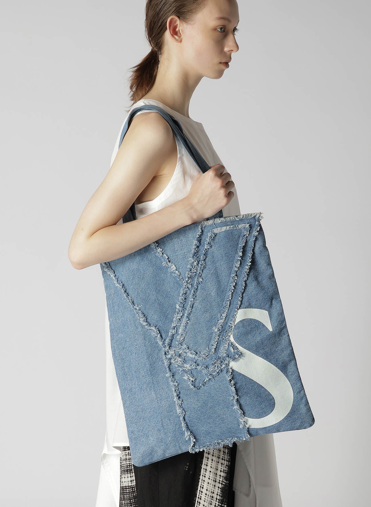 C/DENIM Y DESIGN Patchwork Denim Tote Bag - Stylish & Durable Handbag for Women, Perfect for Shopping, Work, and Everyday Use