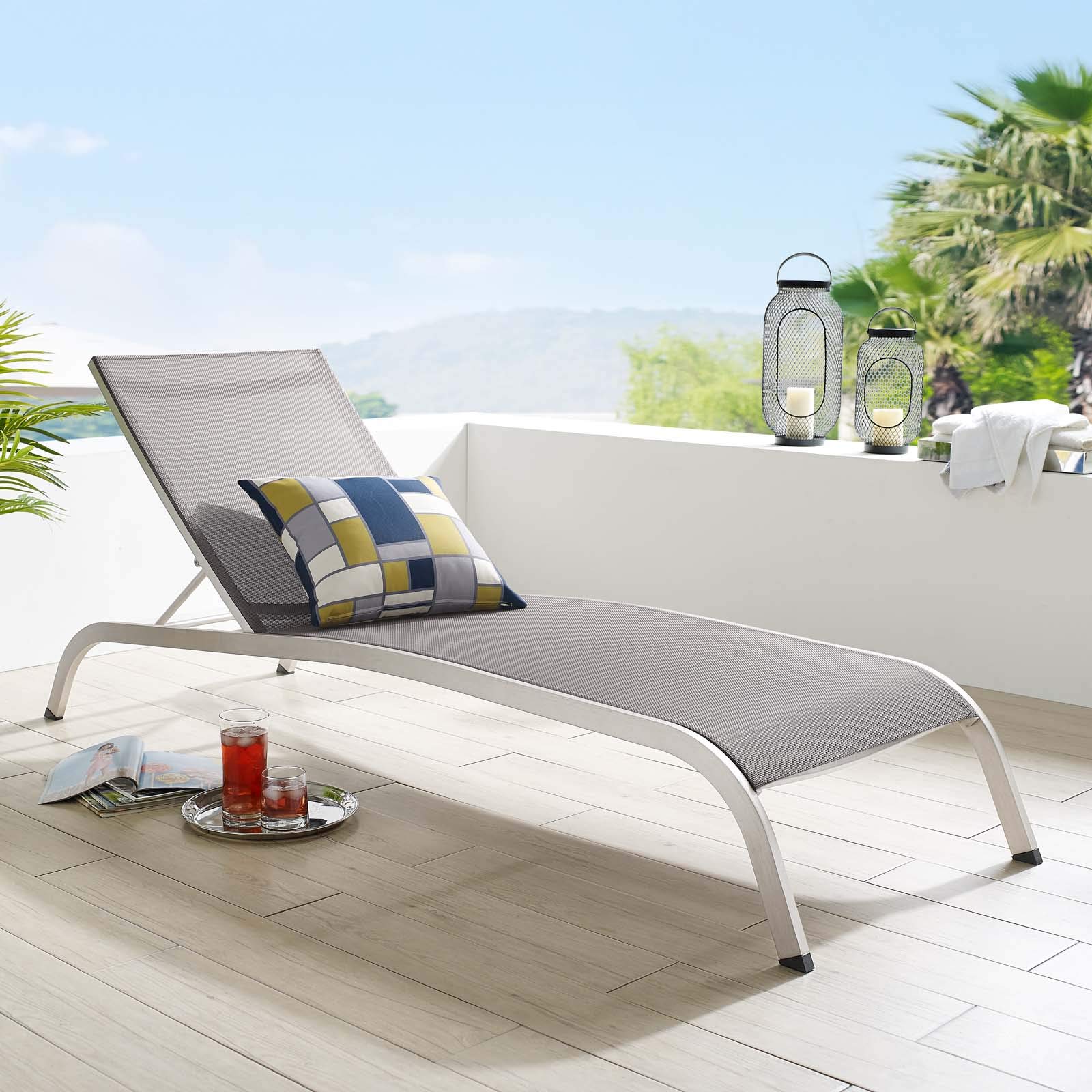 Modway Savannah Outdoor Patio Mesh Chaise Lounge Chair - Gray Weather-Resistant Poolside Sunbathing Chair for Backyard, Garden & Beach Relaxation