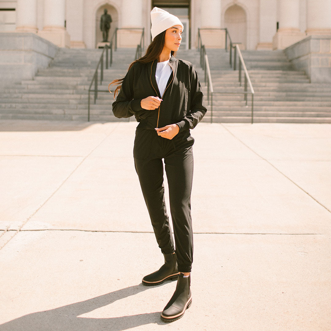 Stylish Black Bomber Jacket for Men & Women | Lightweight & Warm | Perfect for Casual Outfits, Streetwear & Fall Fashion