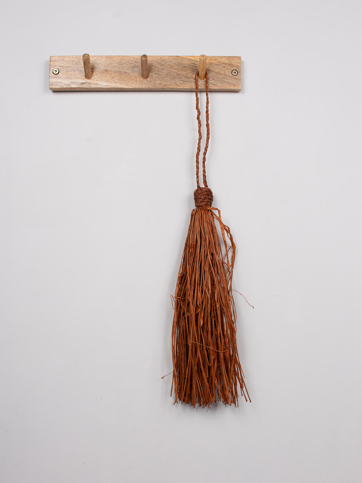 Handmade Raffia Tassels for Home Decor - Bohemian Wall Hanging, Curtain Tiebacks & Gift Wrapping Accents - Perfect for Boho Wedding, Nursery & DIY Crafts