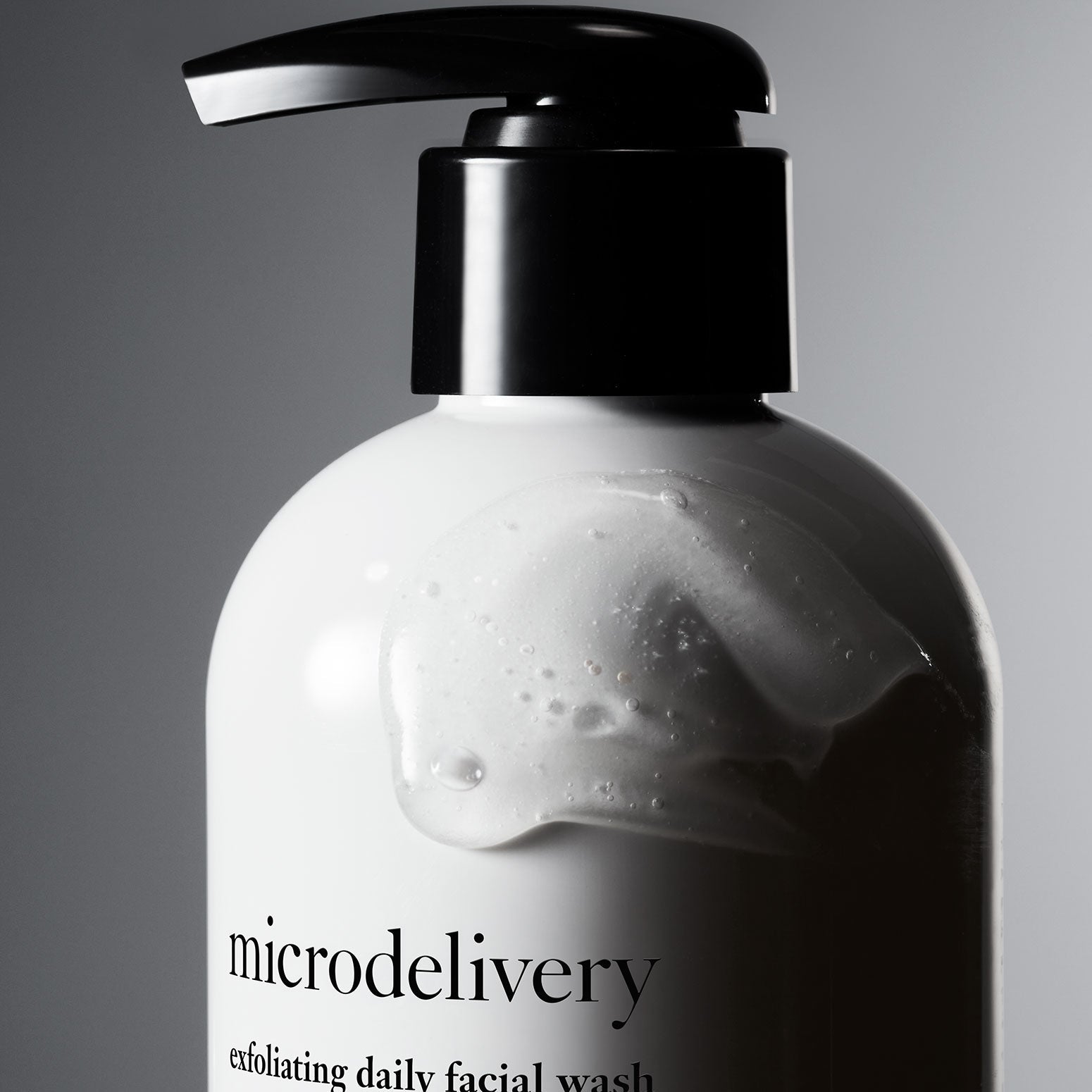 Exfoliating Daily Facial Wash for Clear & Glowing Skin - Gentle Face Cleanser for Men & Women - Perfect for Morning & Night Skincare Routine