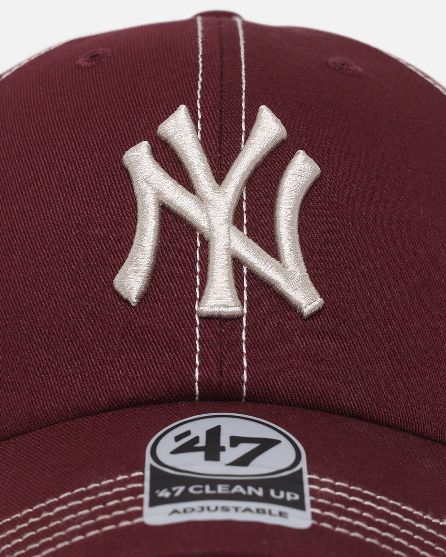 New York Yankees 47 Clean Up Strapback Adjustable Hat - Dark Maroon for Men & Women - Perfect for Baseball Games, Casual Wear & Fan Gifts