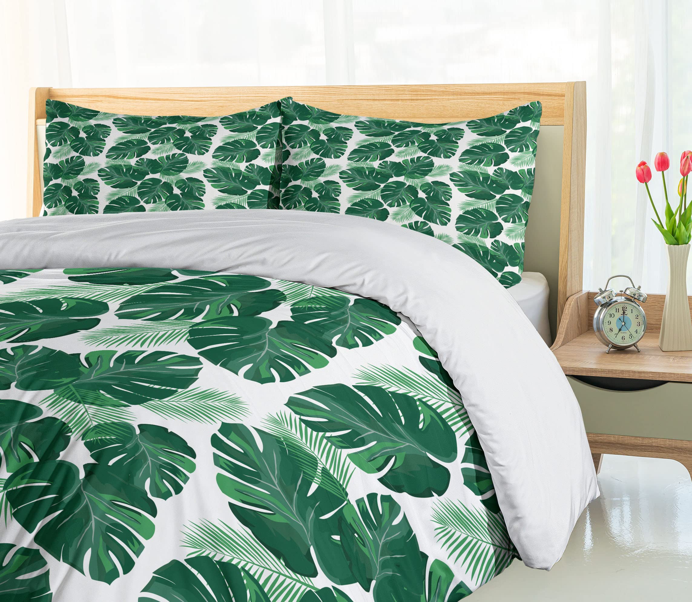Ambesonne Monstera Leaf Duvet Cover Set - King Size 3-Piece Bedding with 2 Pillow Shams, White & Jade Green Tropical Botanical Print - Perfect for Bohemian & Jungle Theme Bedrooms