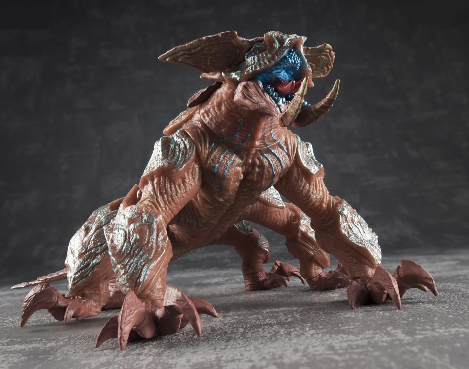 Bandai Sofvi Spirits Pacific Rim Uprising Kaiju Hakuja Collectible Action Figure - Perfect for Movie Fans, Display & Gift Giving