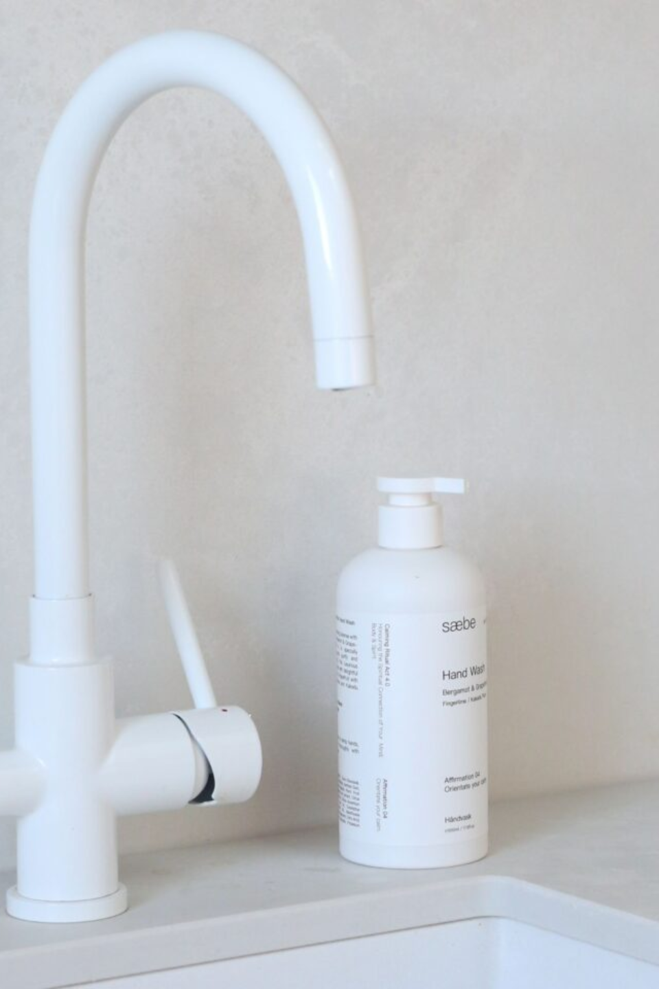 Bergamot & Grapefruit Scented Antibacterial Hand Soap - 16.9oz/500ml Refillable Bottle for Kitchen, Bathroom & Office Use
