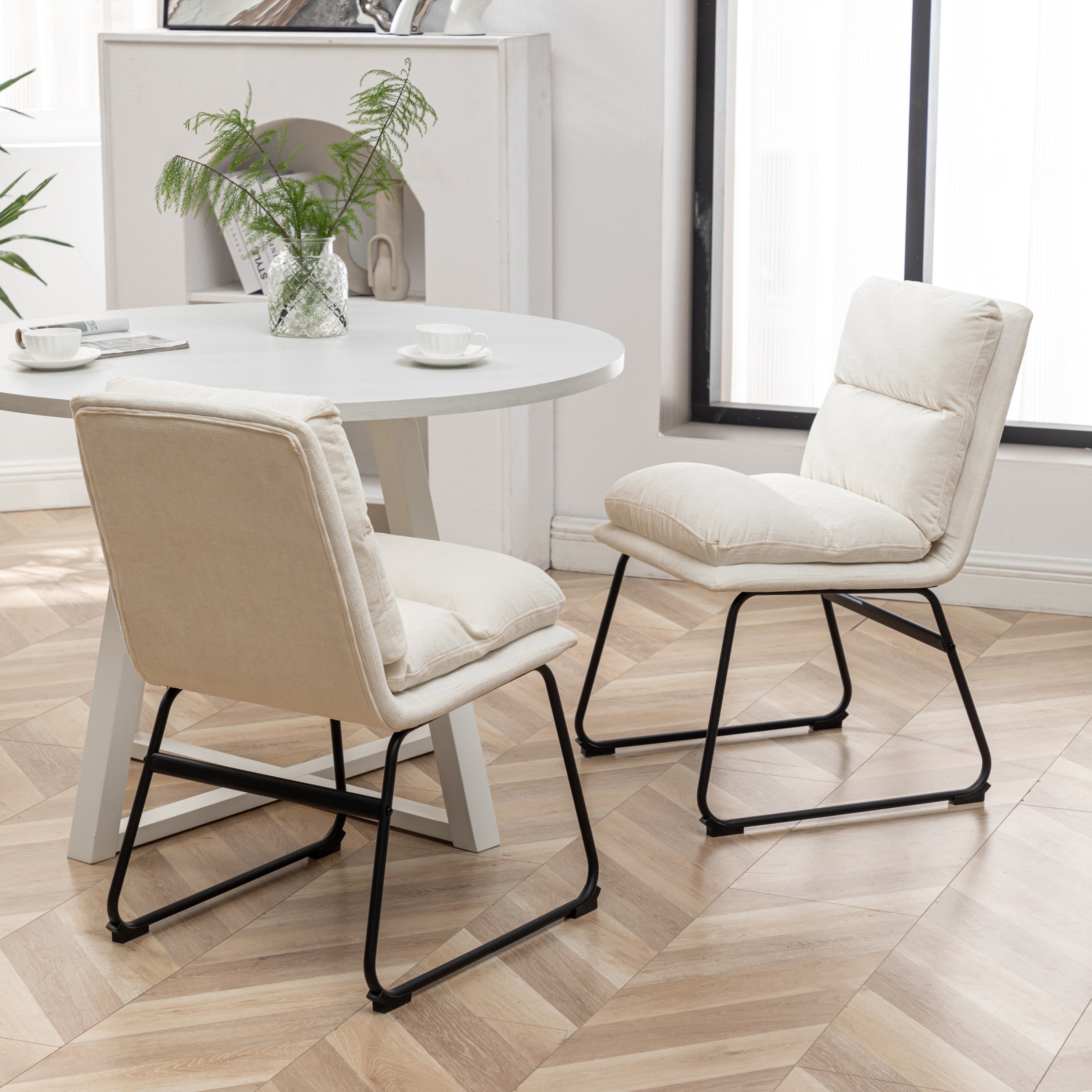 Roundhill Furniture Innes 5-Piece Round Dining Set with Trestle Table & 4 Stylish Chairs - Perfect for Small Spaces, Breakfast Nooks & Cozy Family Meals