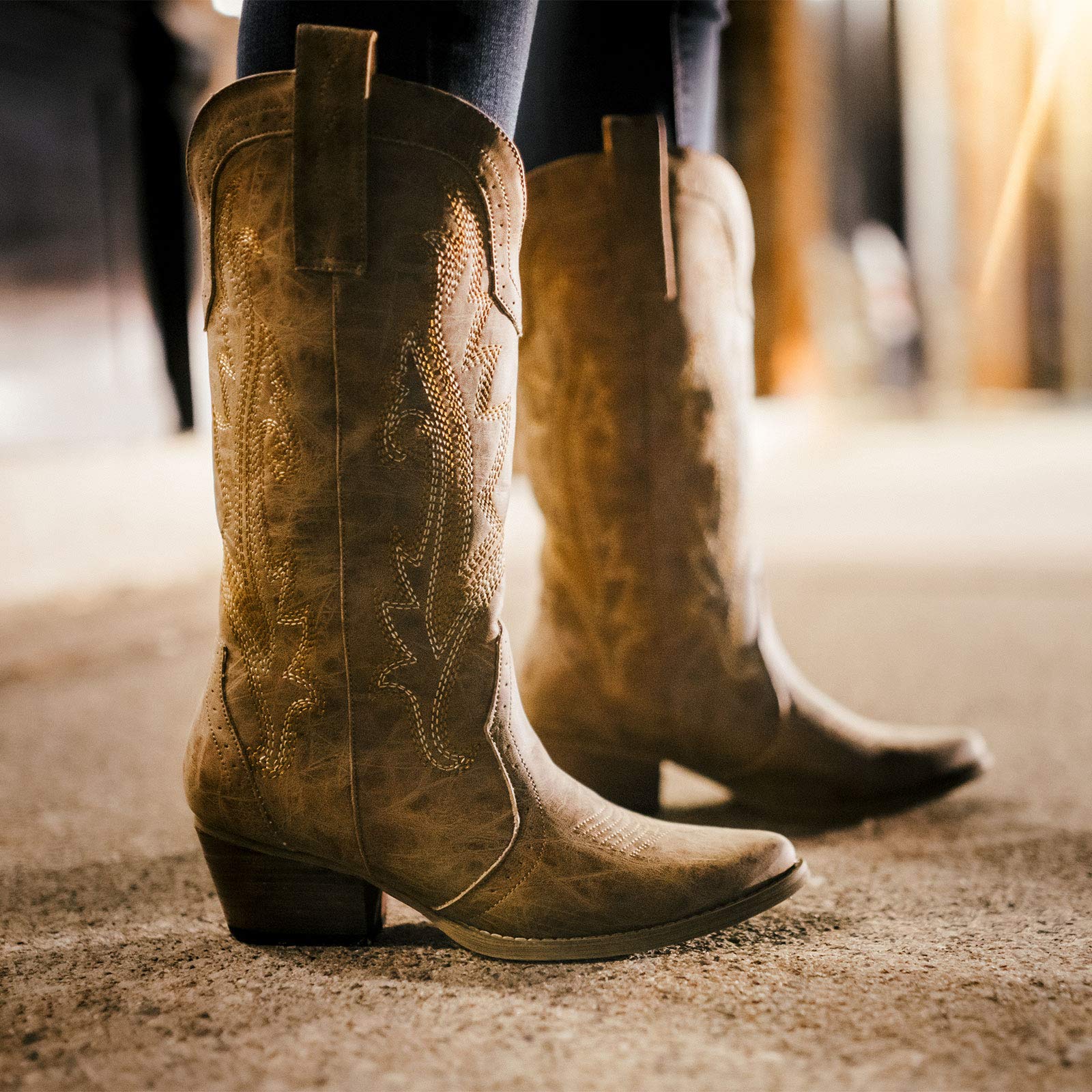 HISEA Women's Western Cowboy Boots - Pointed Toe Cowgirl Boots for Ladies - Stylish Fashion Boots for Country, Rodeo & Casual Wear