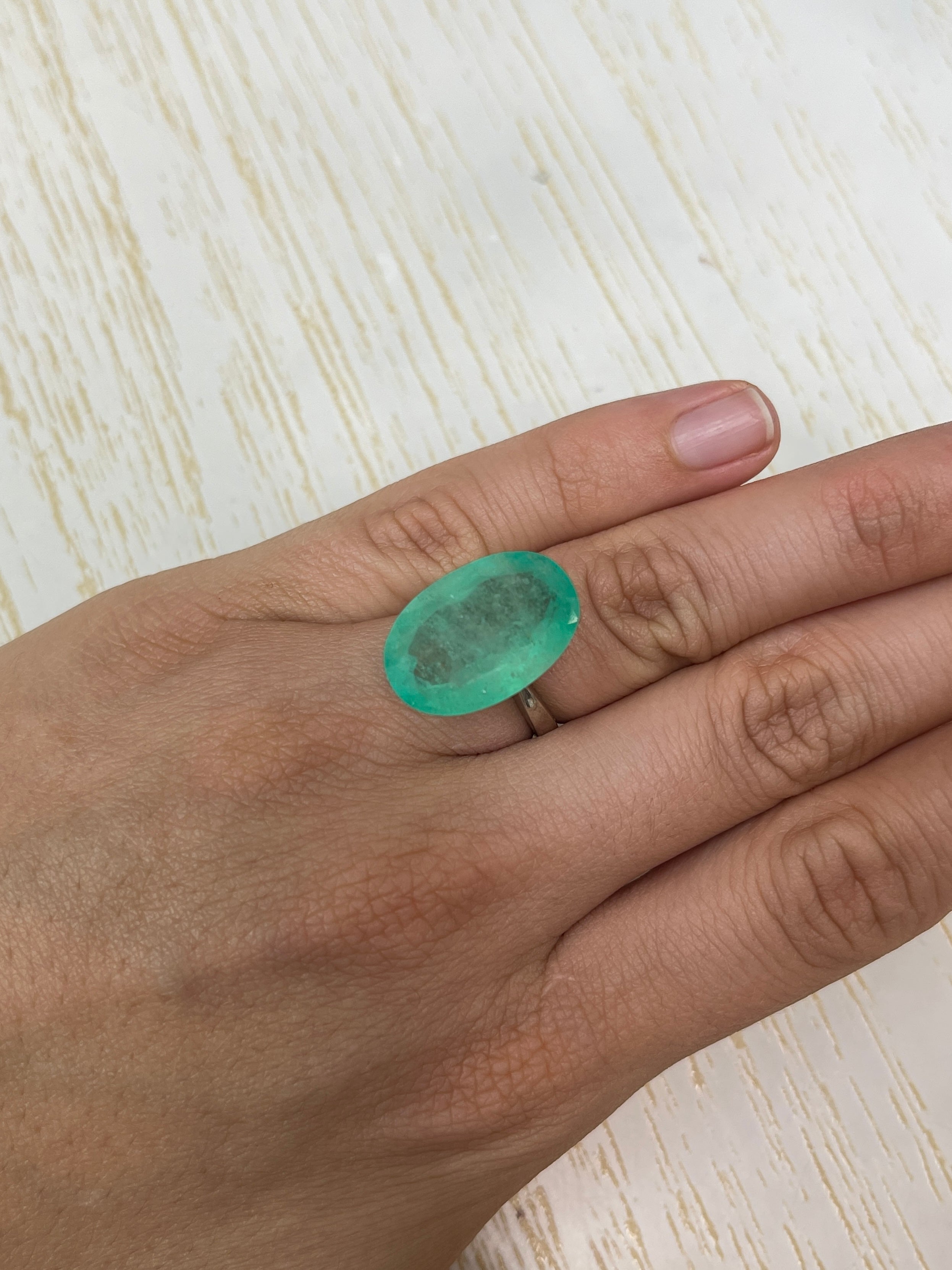 15.65 Carat Natural Colombian Emerald - Earthy Green Oval Cut Loose Gemstone for Jewelry Making, Engagement Rings & Luxury Gifts