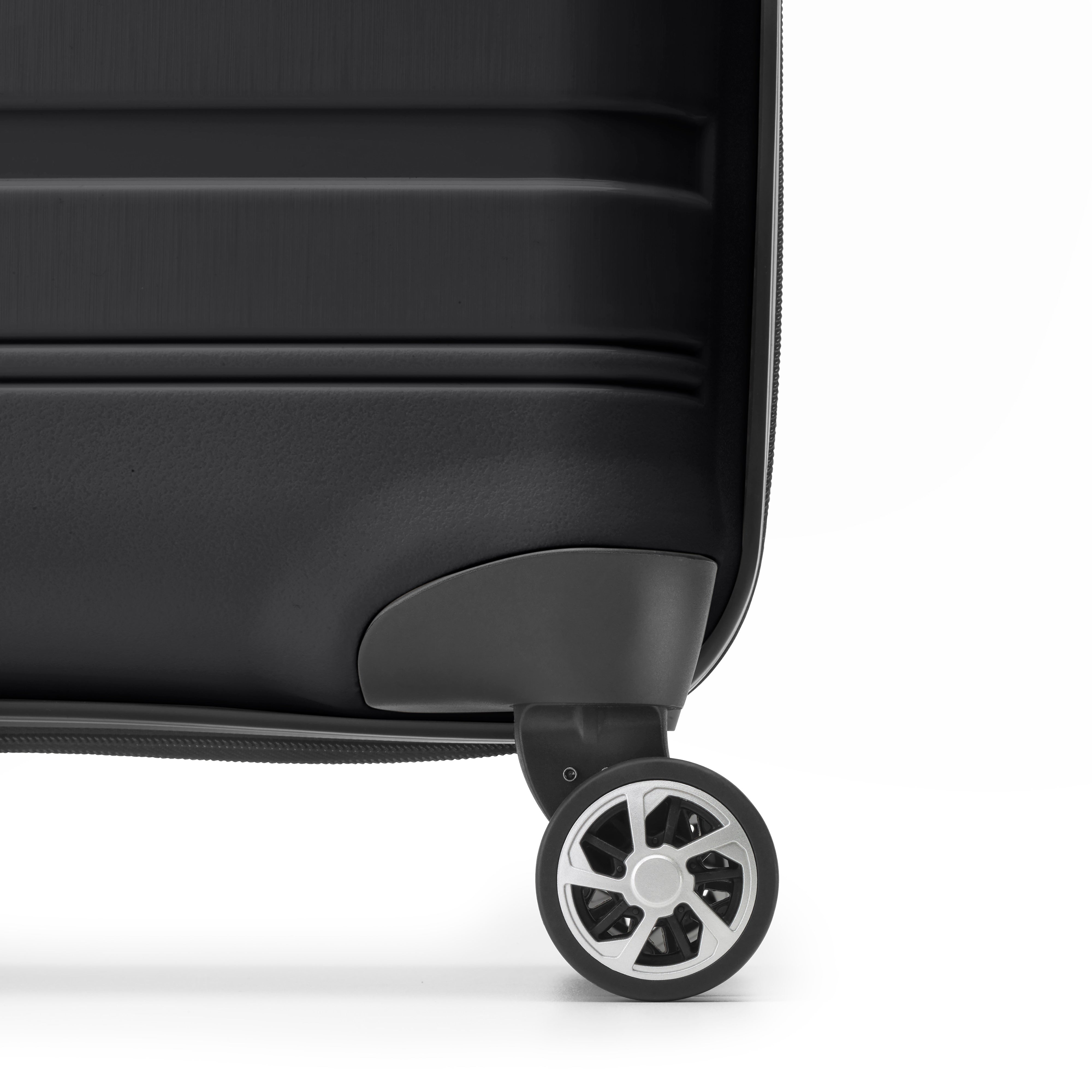 Samsonite Sirocco Expandable Spinner Luggage 24