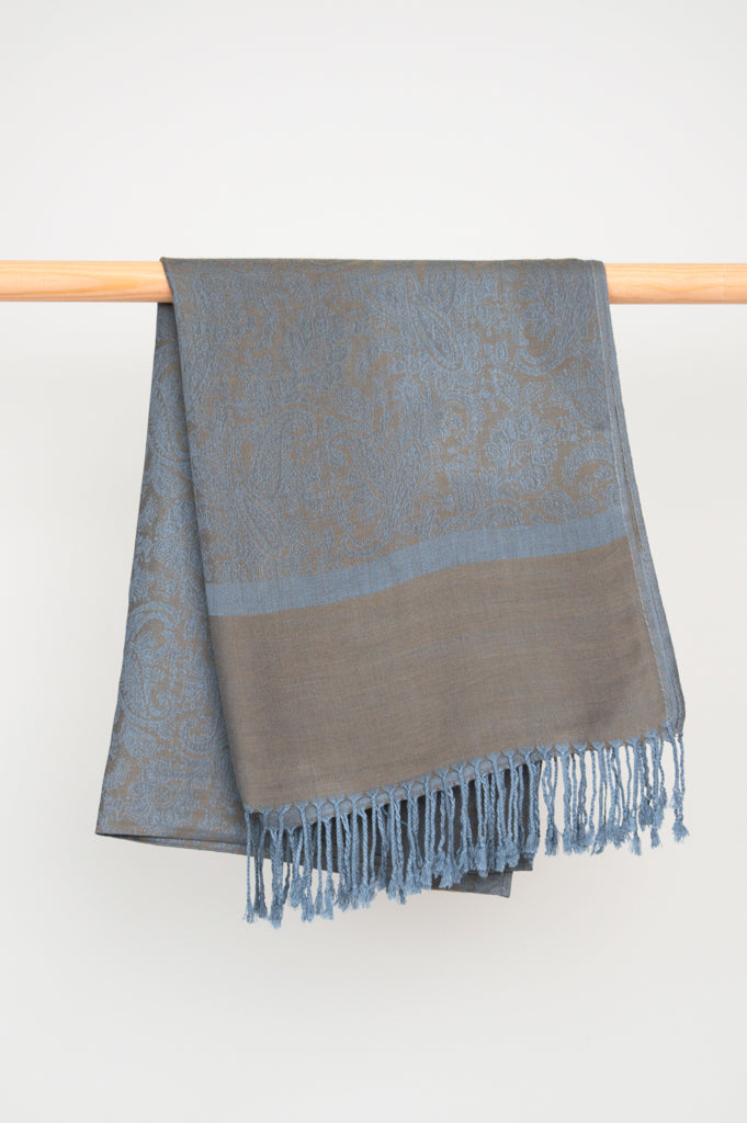 Luxury Pashmina Scarf - Soft Cashmere Shawl Wrap, Charcoal Paisley Print - Perfect for Winter Fashion, Evening Outfits & Gift Giving