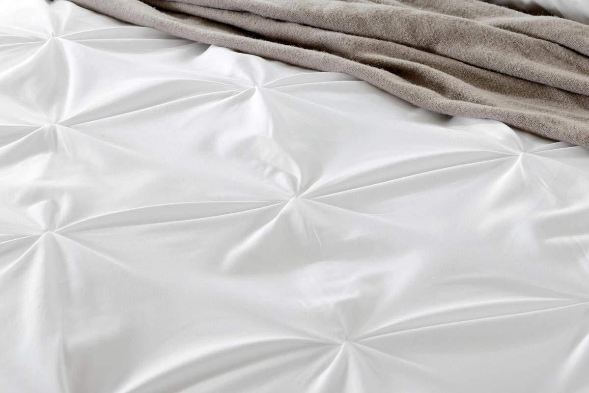 Ultra Soft 3-Piece Pinch Pleated Duvet Cover Set - Stylish Brushed Microfiber Bedding with Zipper & Corner Ties (Full/Queen, White) - Perfect for Master Bedrooms, Guest Rooms & Cozy Home Decor