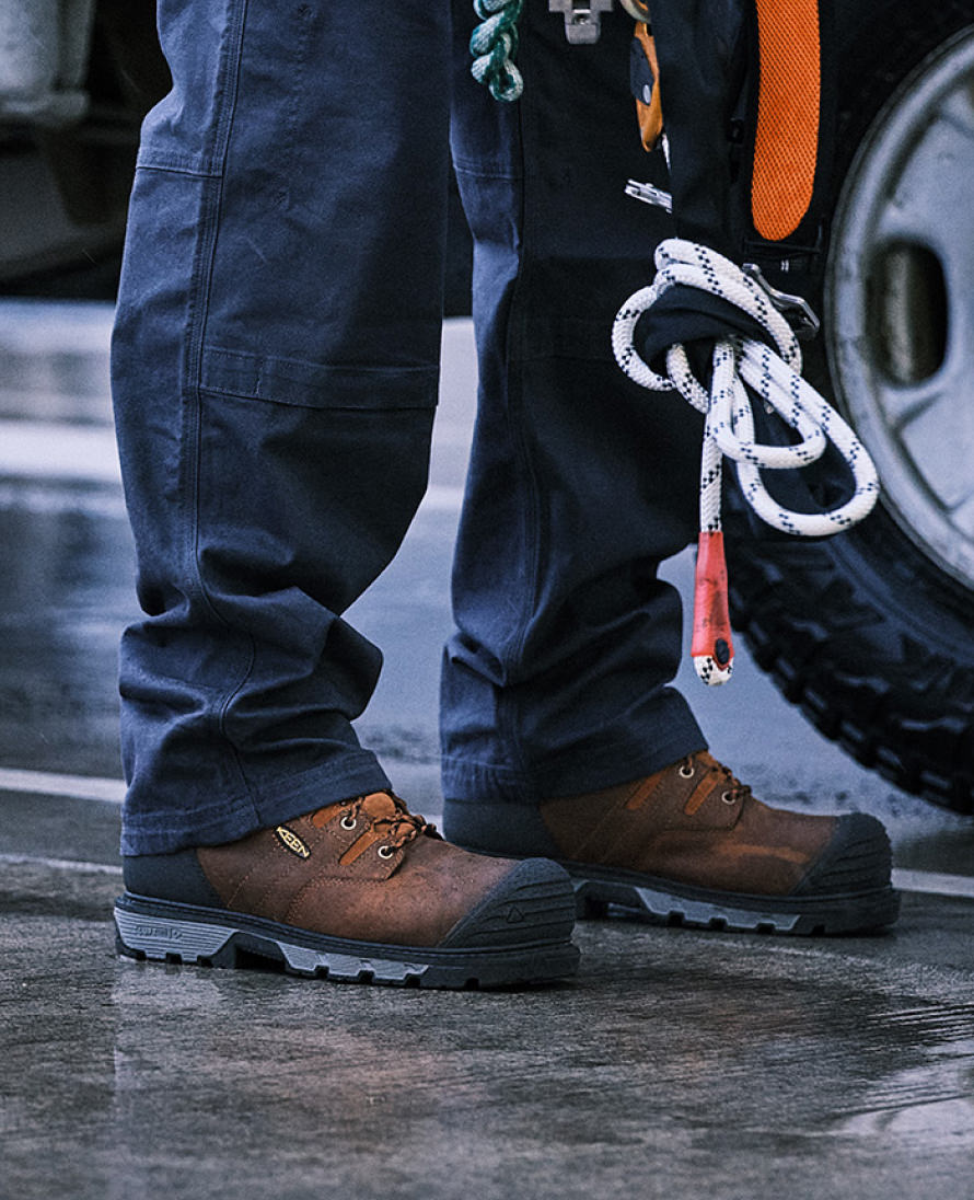 **Men's Camden 6 Waterproof Work Boot with Carbon Toe - Leather Brown/Black - Durable & Comfortable for Construction, Hiking & Outdoor Work**