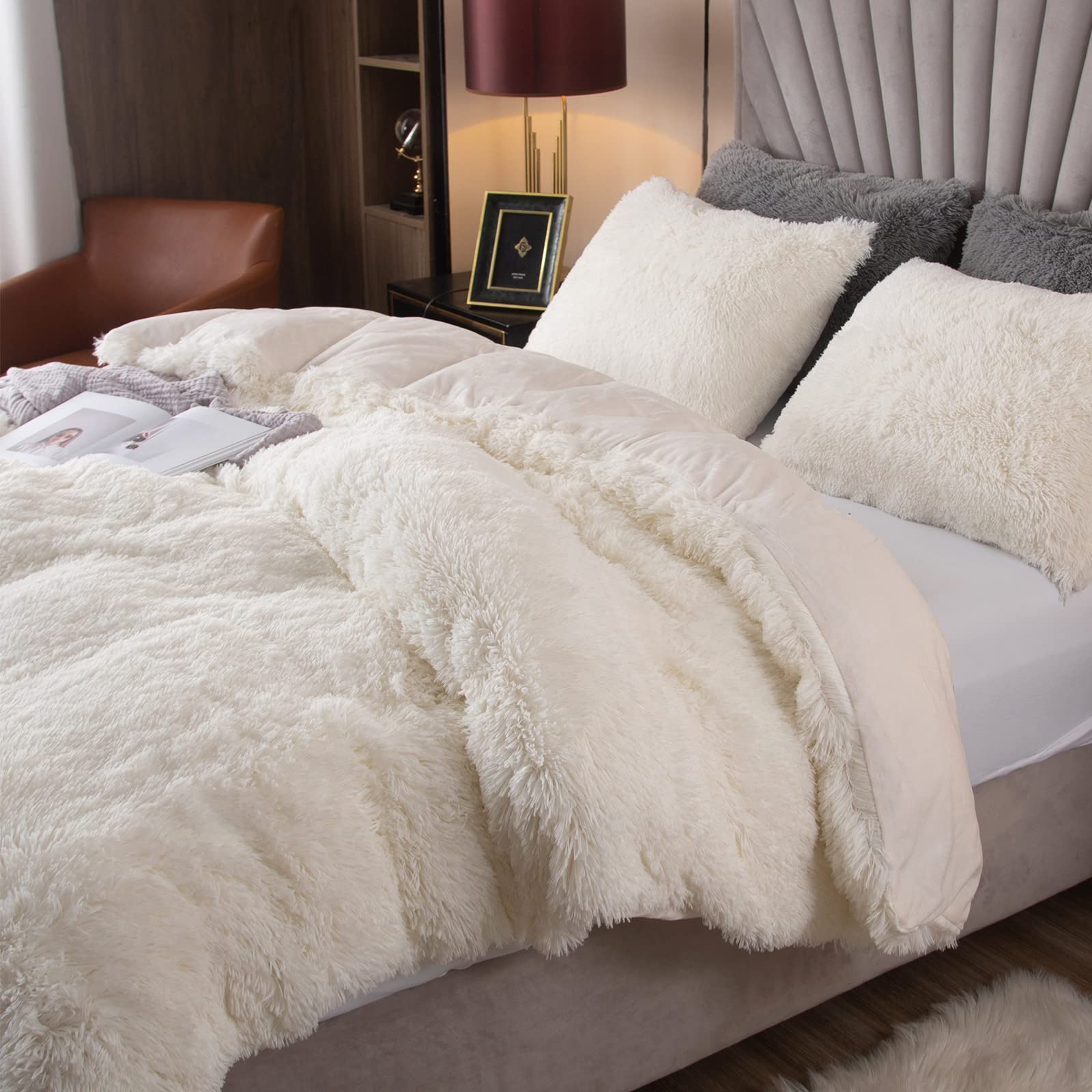 Luxury EMME Plush Shaggy White Duvet Cover Set - Queen Size 3-Piece Fuzzy Comforter Cover, Ultra Soft Fluffy Bedding for Cozy Winter Nights (White, Queen) - Perfect for Master Bedroom, Guest Room & Airbnb Stays