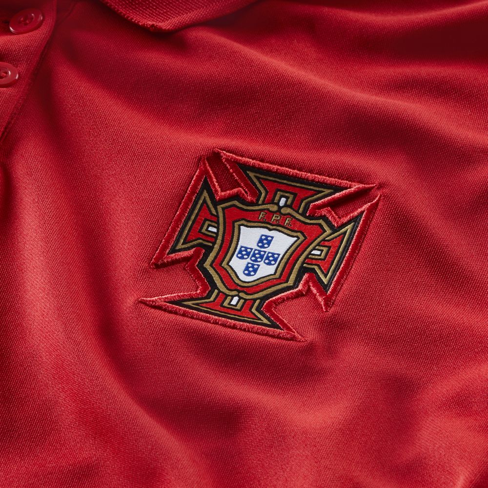 Nike Portugal 2020 Stadium Home Men's Soccer Jersey - Authentic Football Shirt for Fans & Players - Perfect for Matches, Training & Casual Wear