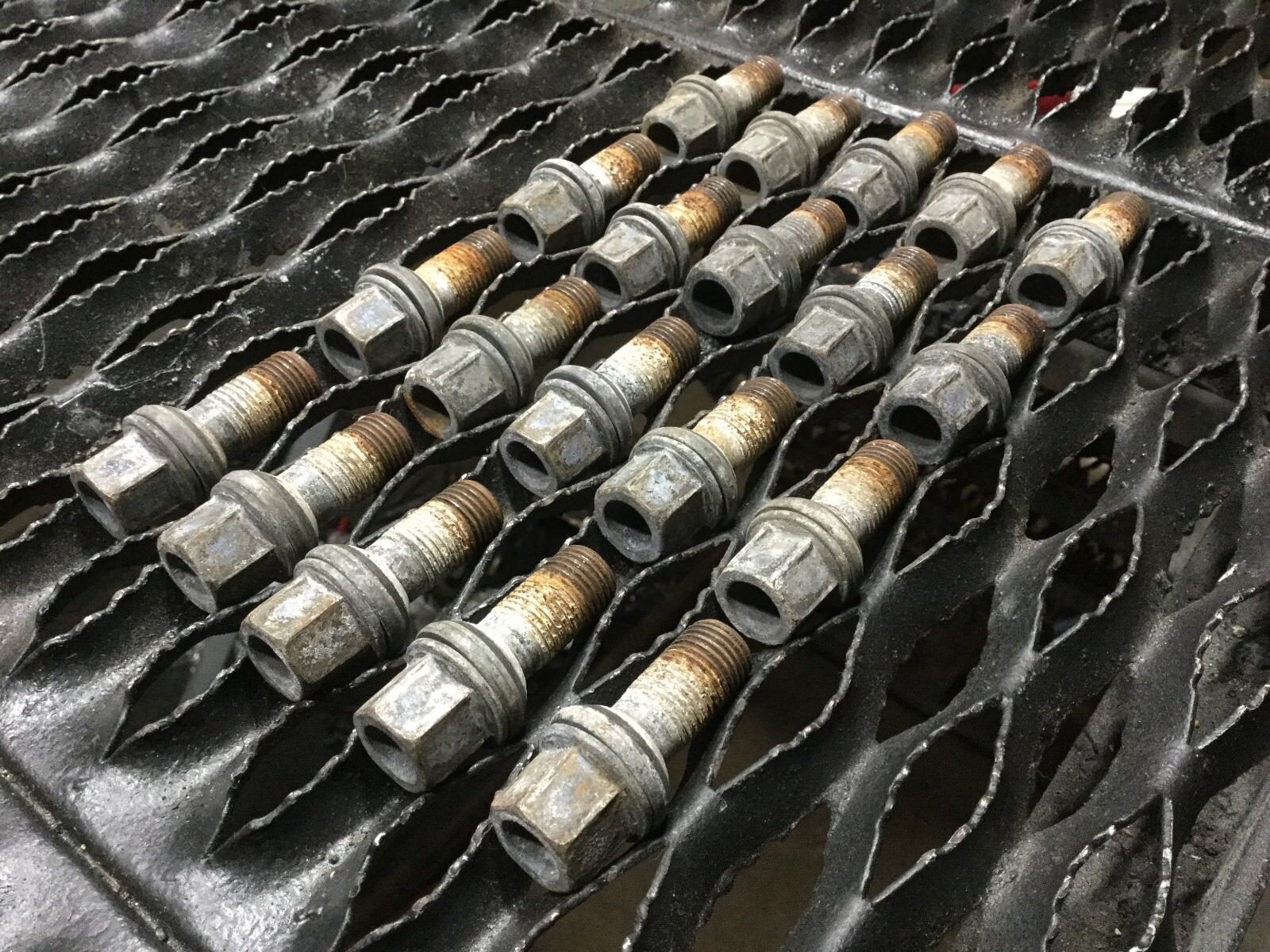 Original Audi A4 Wheel Bolt Lug Nut Set (20pcs) - OEM Quality Replacement for 2002-2008 Models - Perfect for Wheel Maintenance & Roadside Repairs
