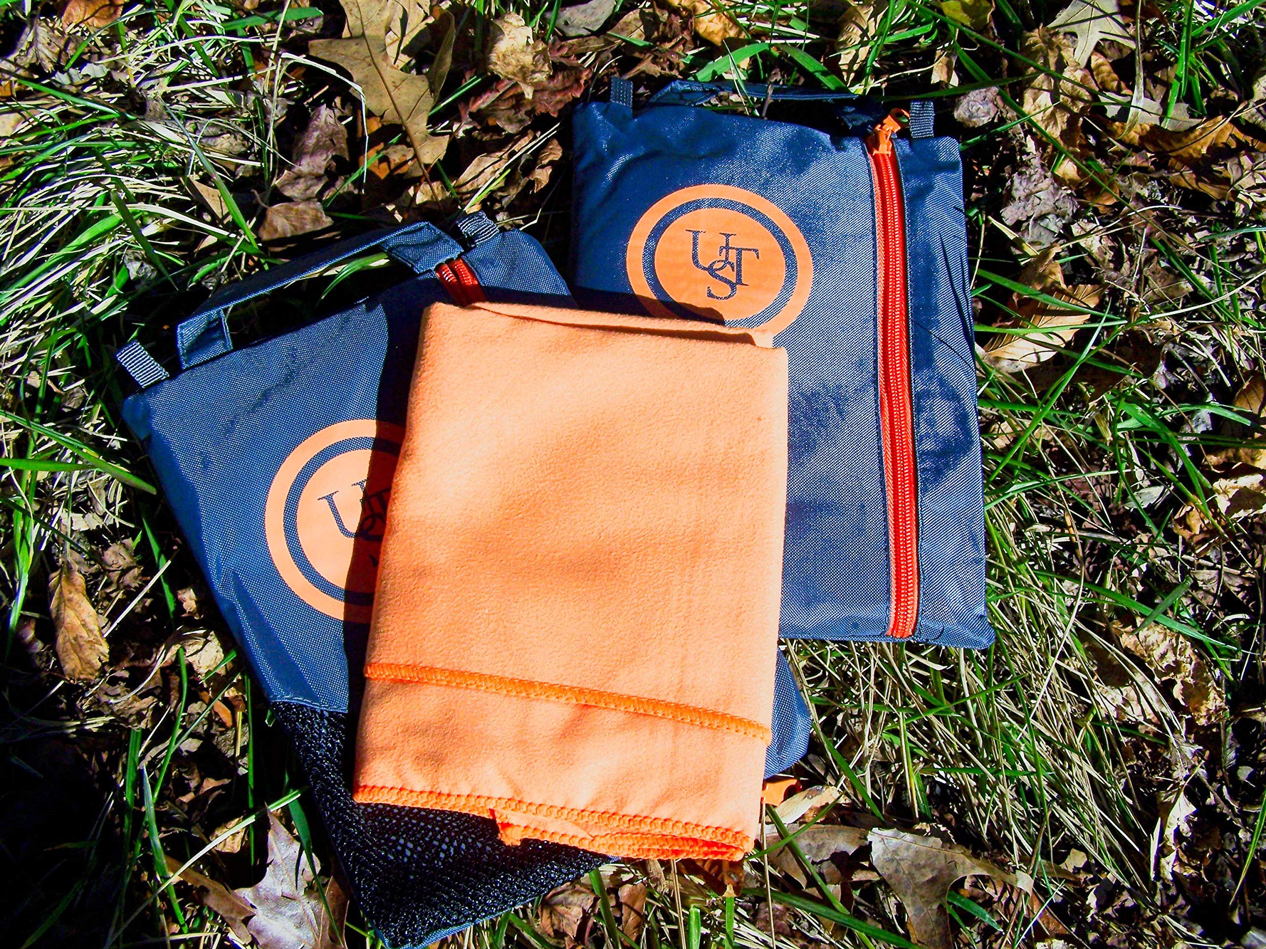 UST Microfiber Towel - Super Absorbent & Quick Dry Sports Towel with Lightweight Carry Bag for Gym, Camping, Hiking, Backpacking, Kayaking & Outdoor Activities | Perfect for Travel, Beach & Fitness