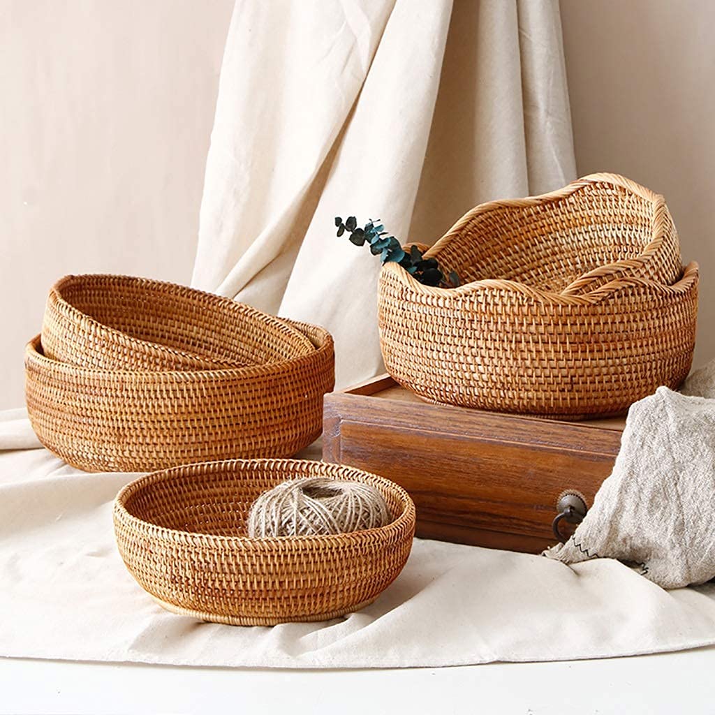 Handmade Woven Wicker Rattan Bread Basket - 20cm for Serving Bread, Fruits, Vegetables & Snacks - Perfect for Restaurants, Cafes & Home Kitchen Display