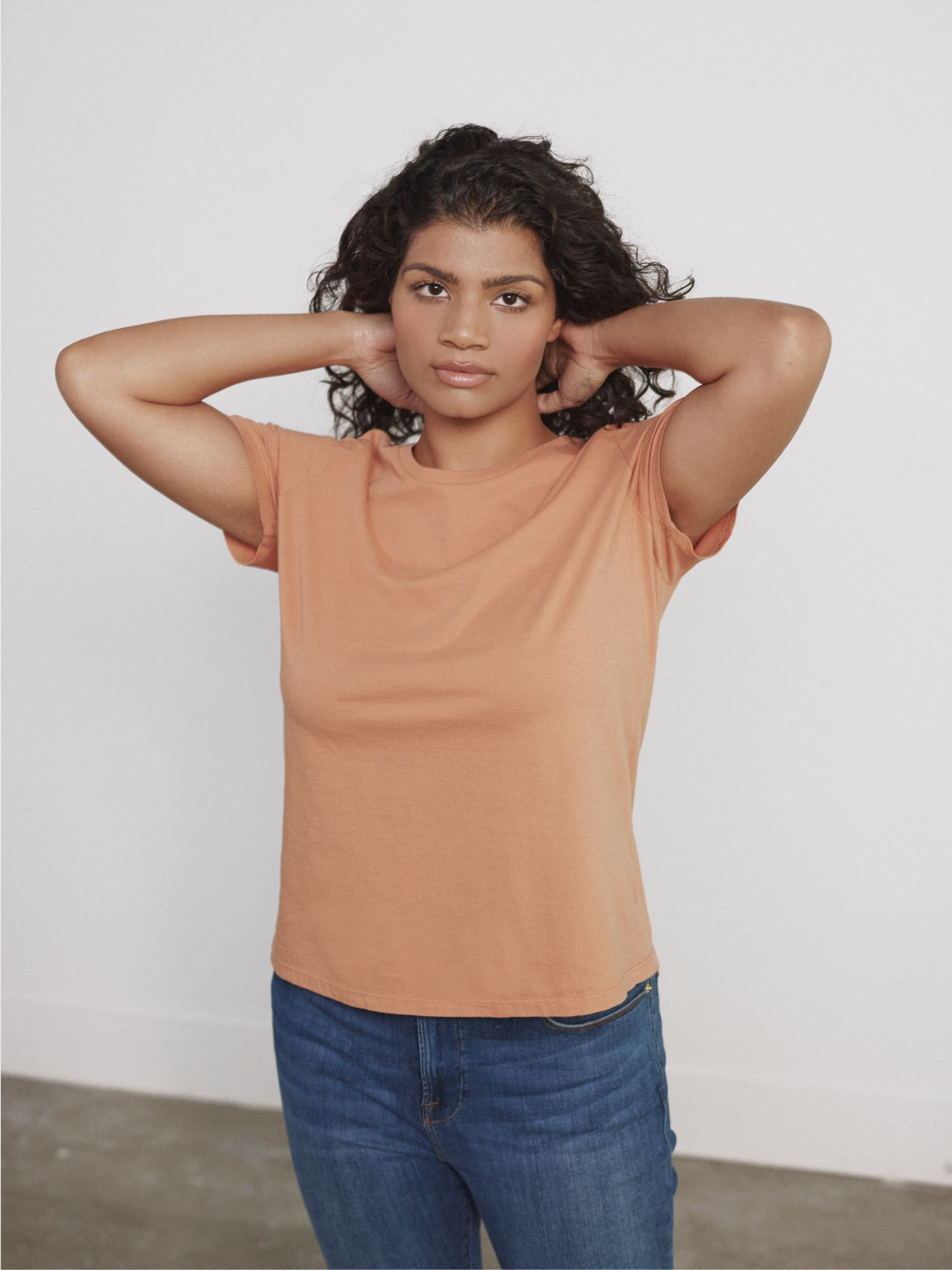 Organic Cotton Crewneck T-Shirt for Men & Women - Soft & Comfortable Casual Wear - Perfect for Everyday Outfits, Lounge & Travel