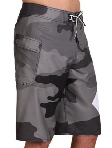 DC Apparel Big Boys' Lanai Boardshorts - Quick-Dry Swim Trunks for Boys, Beach & Pool Wear, Surfing Shorts, Summer Swimwear for Active Kids