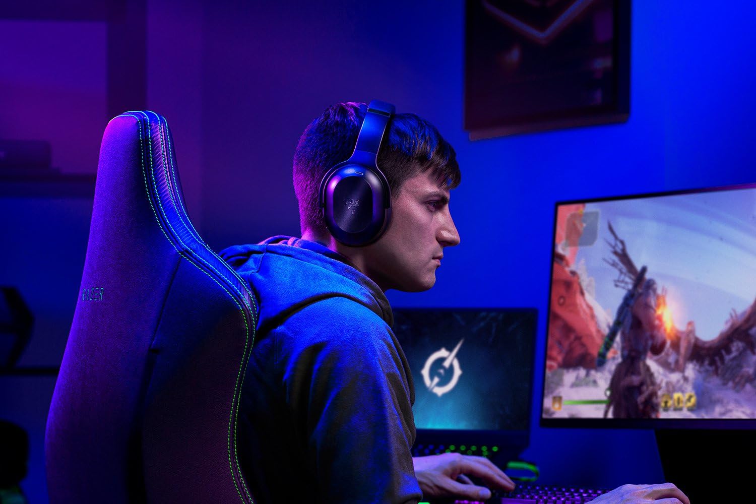 Razer Barracuda Pro Wireless Gaming Headset with Hybrid ANC - THX AAA Audio, 50mm Drivers, 40Hr Battery for PC, PS5, Nintendo Switch, Android & iOS - Perfect for Competitive Gaming, Streaming & Mobile Use